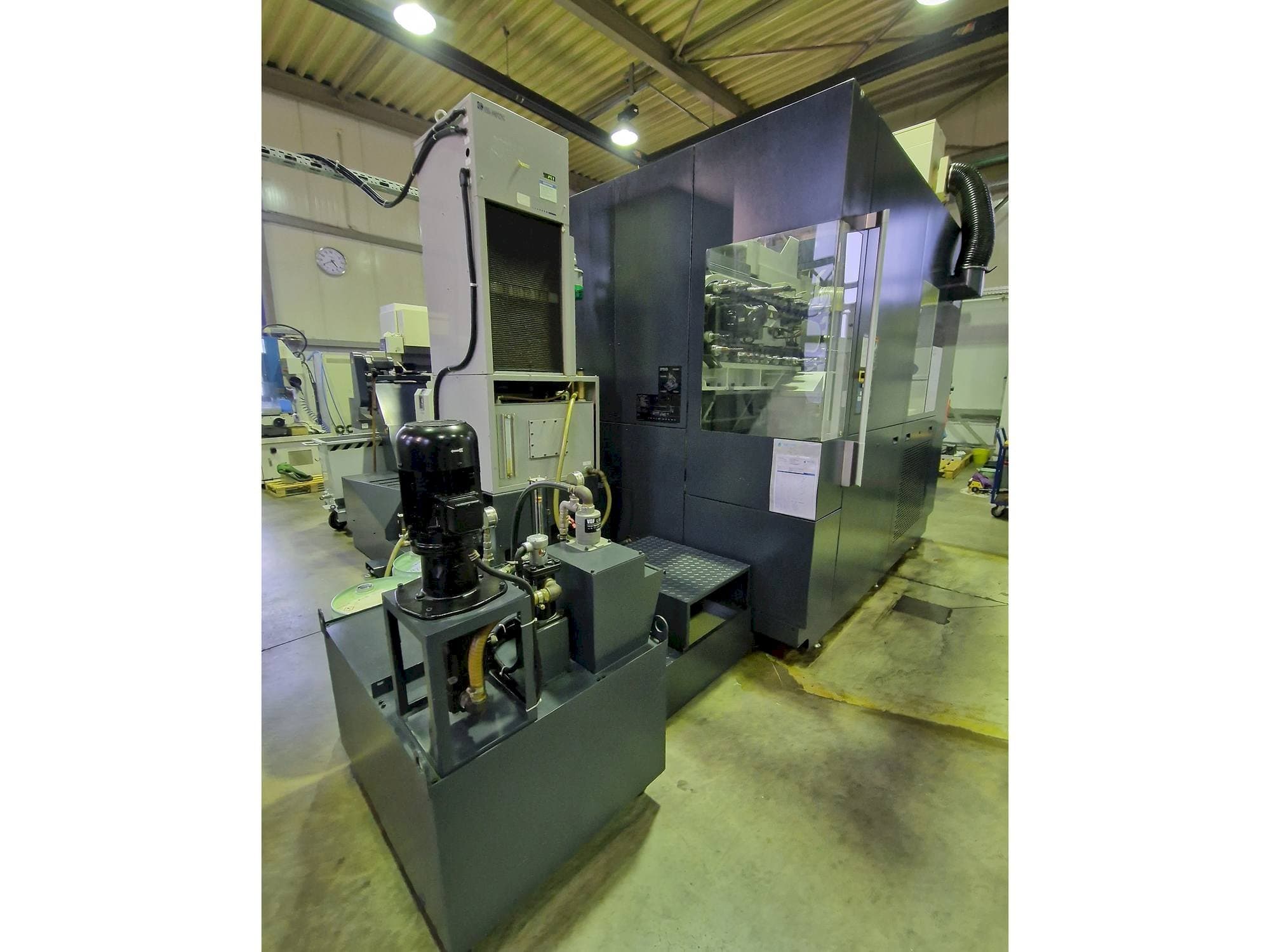 MACHINE_IMG_ALT_FRONT_VIEW