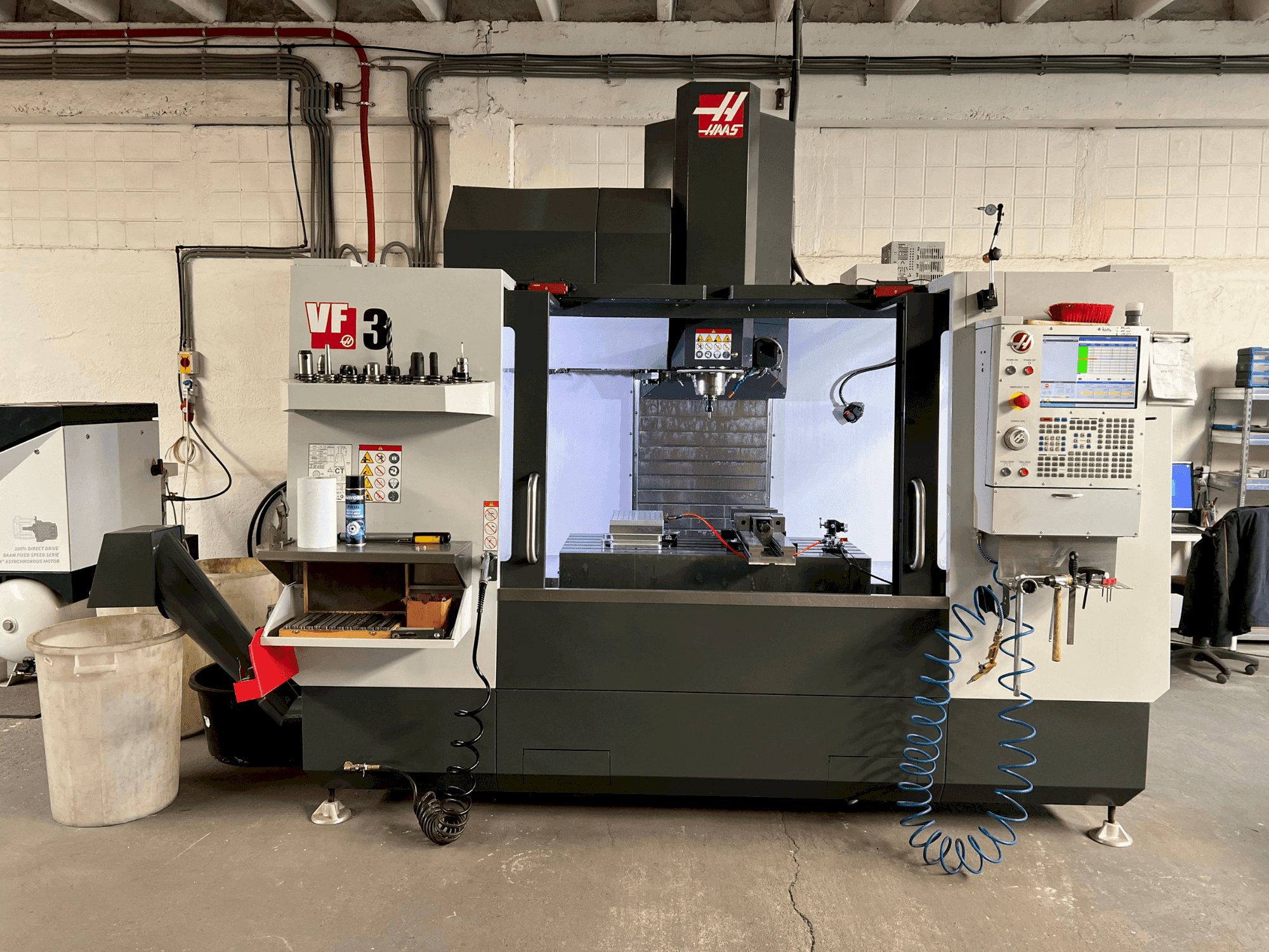 MACHINE_IMG_ALT_FRONT_VIEW