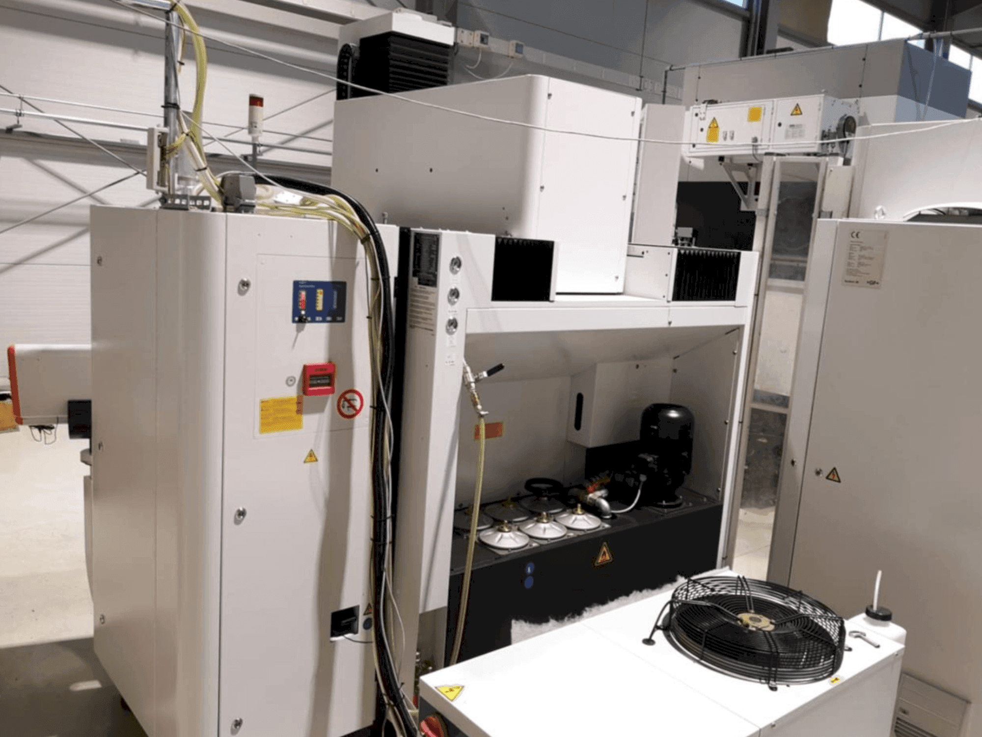 MACHINE_IMG_ALT_FRONT_VIEW