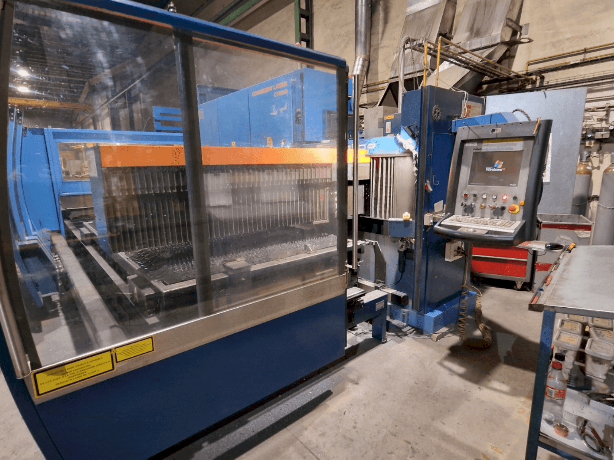 MACHINE_IMG_ALT_FRONT_VIEW