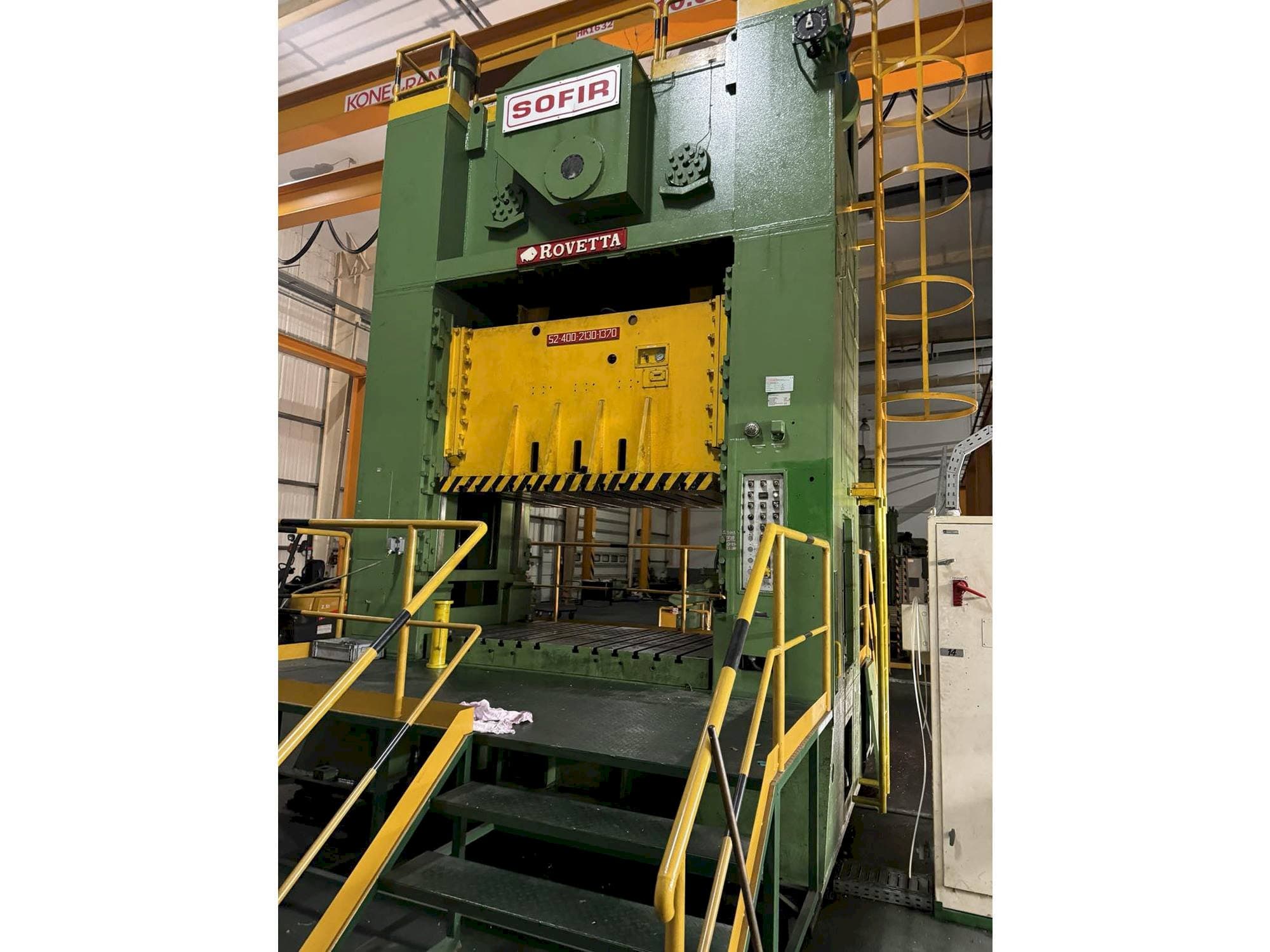 MACHINE_IMG_ALT_FRONT_VIEW