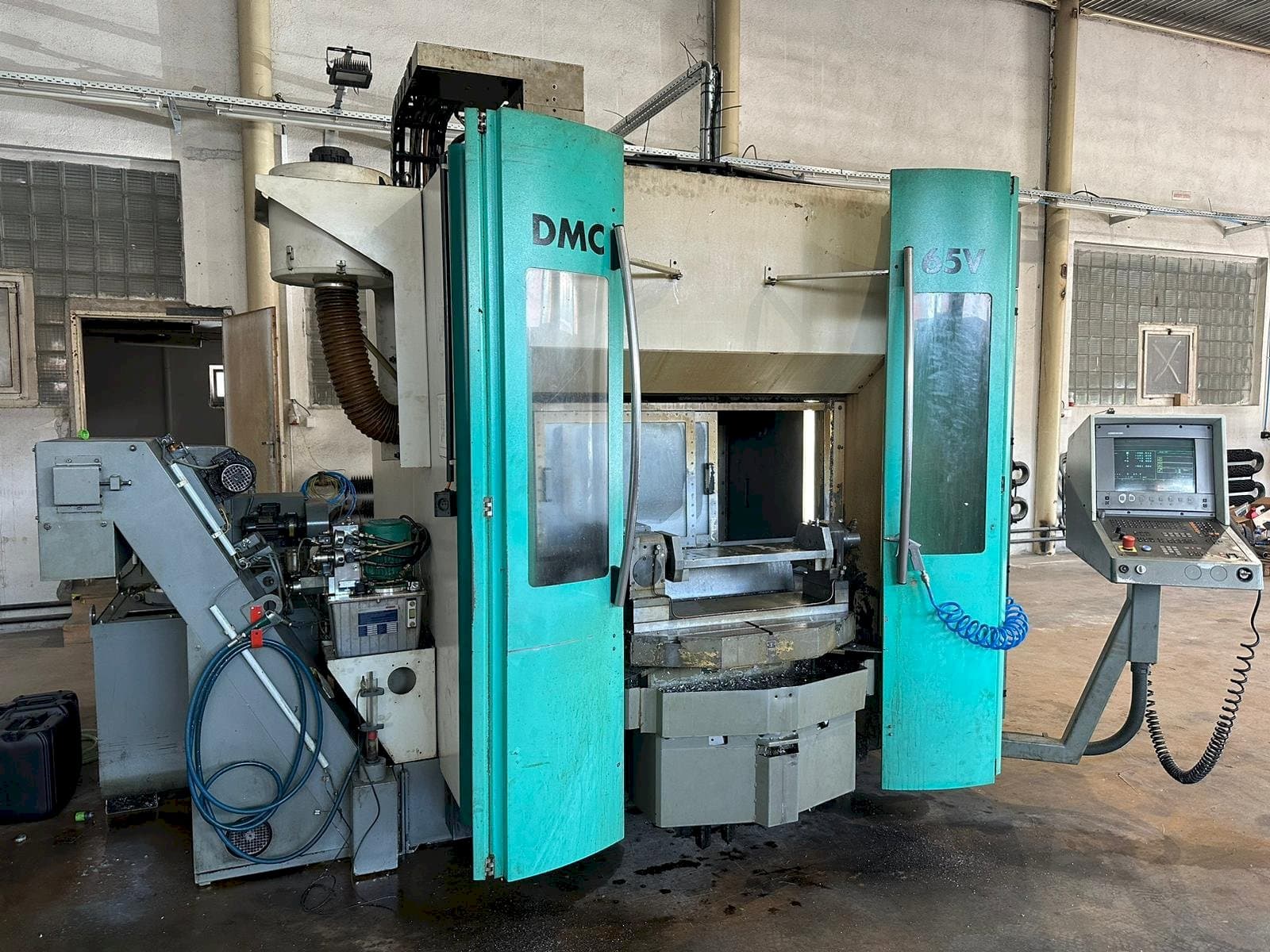 MACHINE_IMG_ALT_FRONT_VIEW