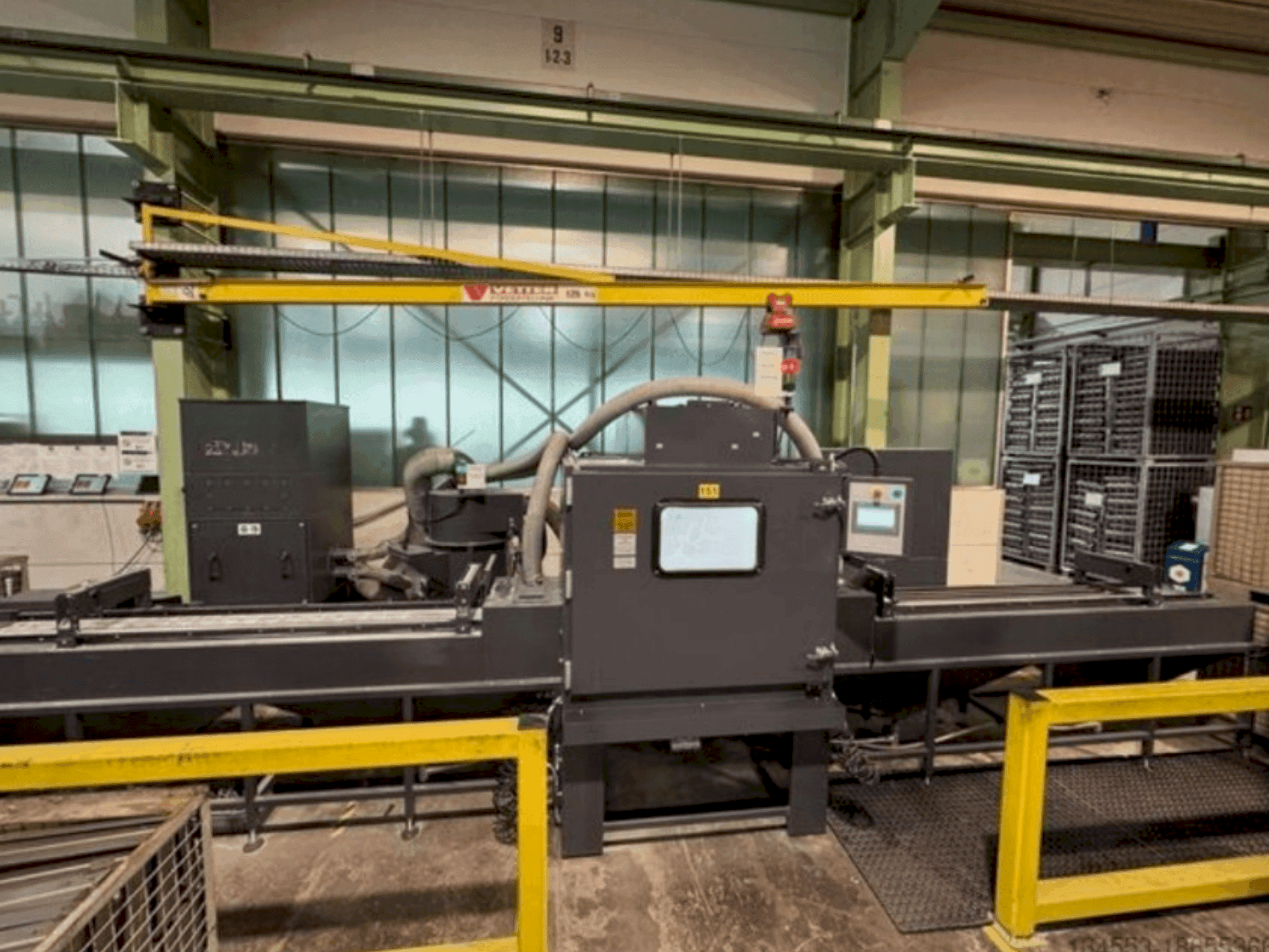MACHINE_IMG_ALT_FRONT_VIEW