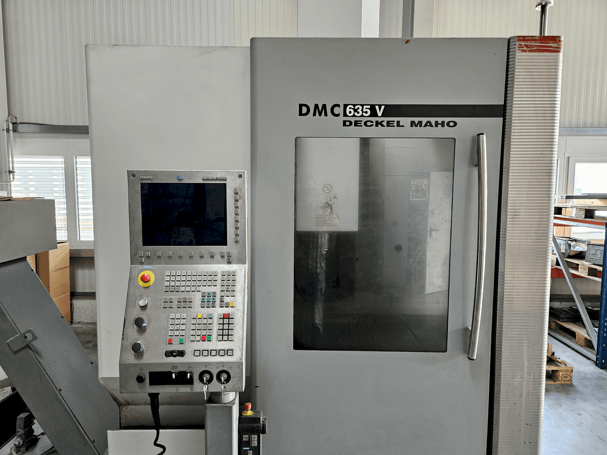 MACHINE_IMG_ALT_FRONT_VIEW