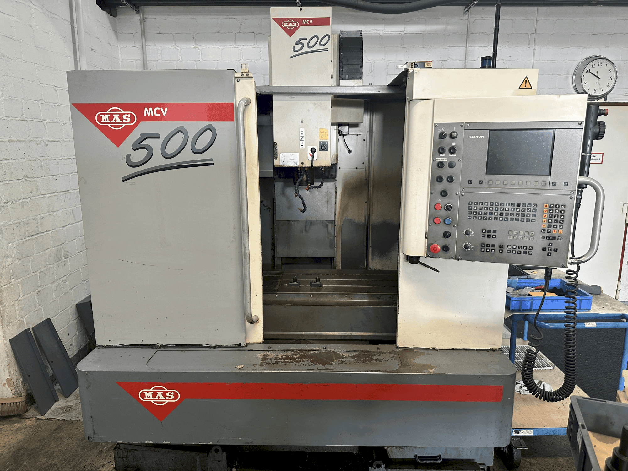 MACHINE_IMG_ALT_FRONT_VIEW