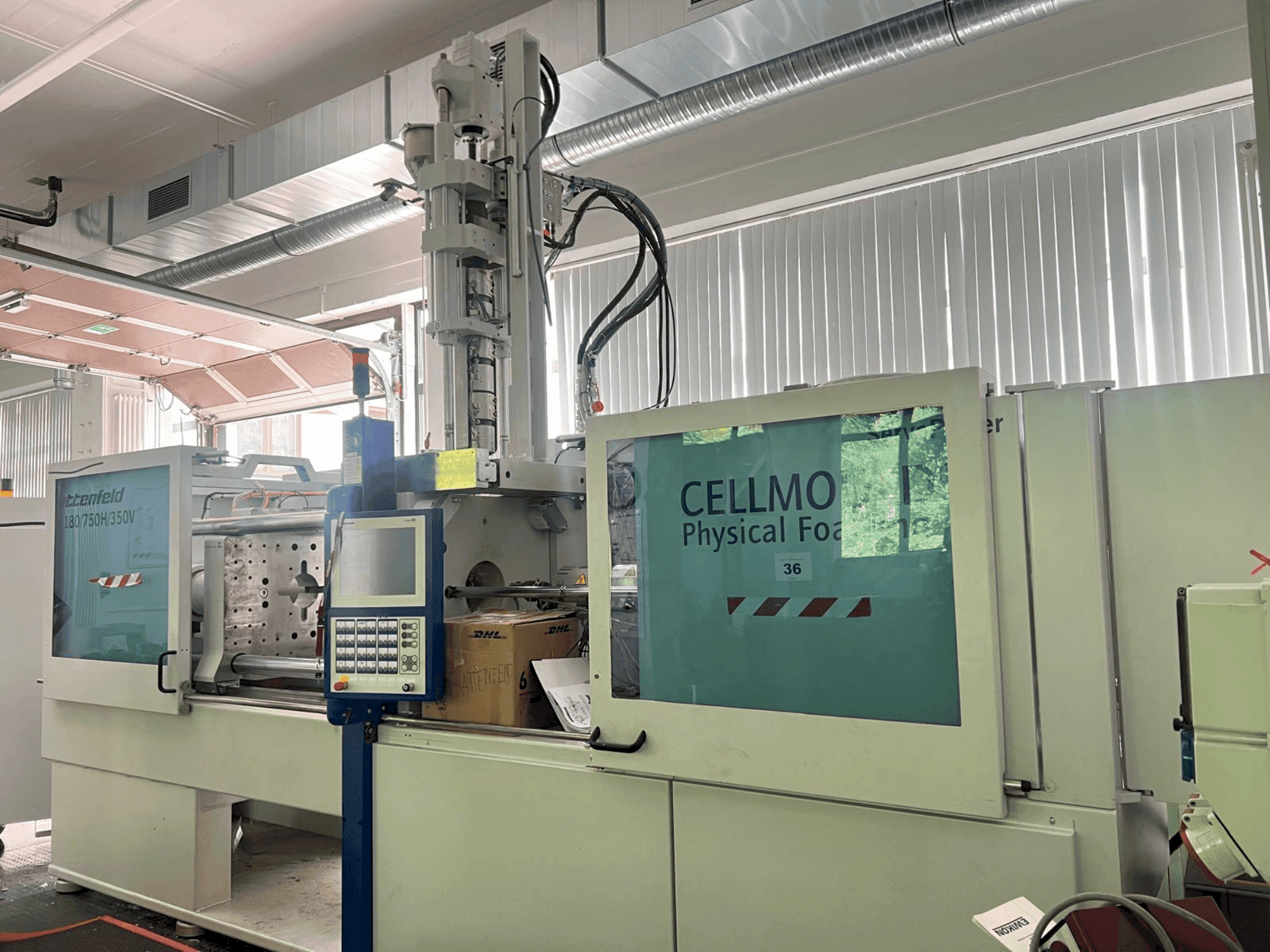 MACHINE_IMG_ALT_FRONT_VIEW