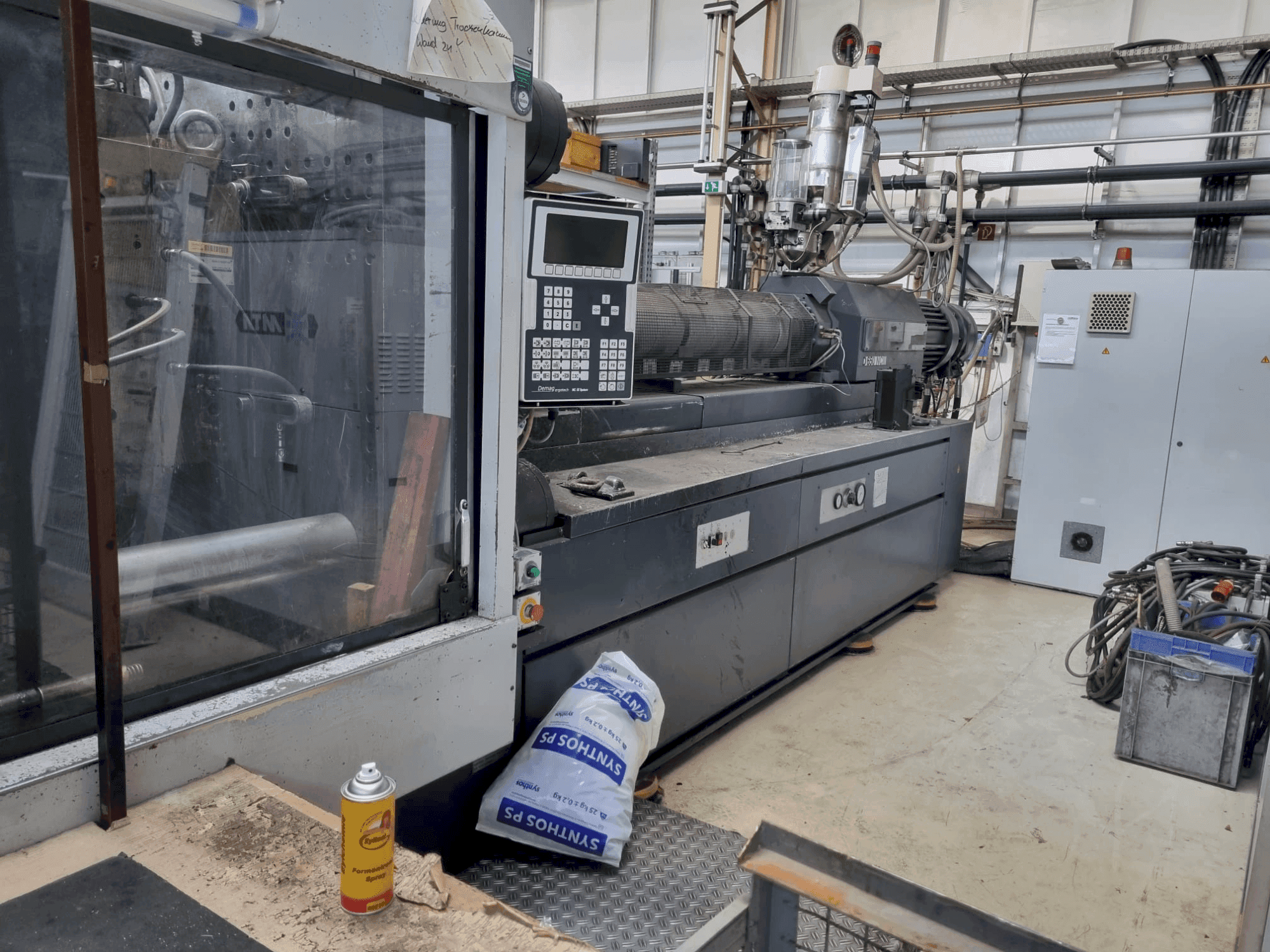 MACHINE_IMG_ALT_FRONT_VIEW