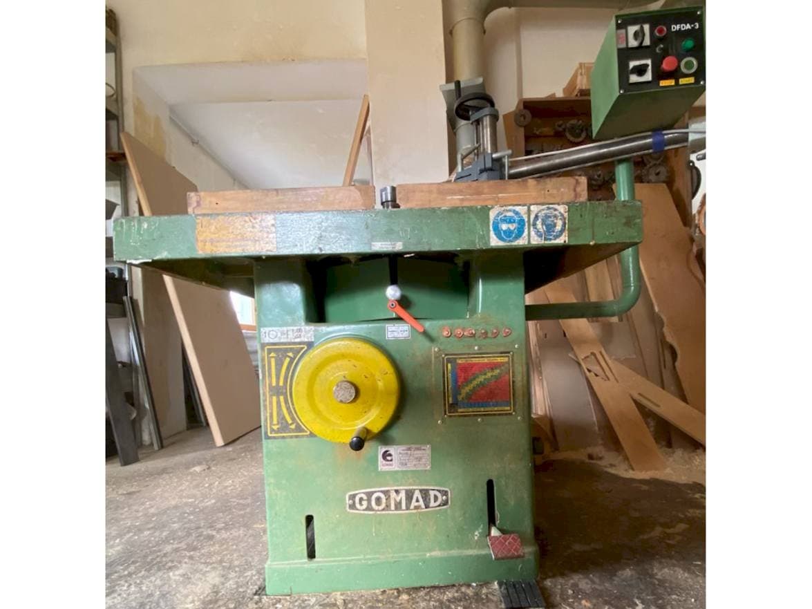 MACHINE_IMG_ALT_FRONT_VIEW