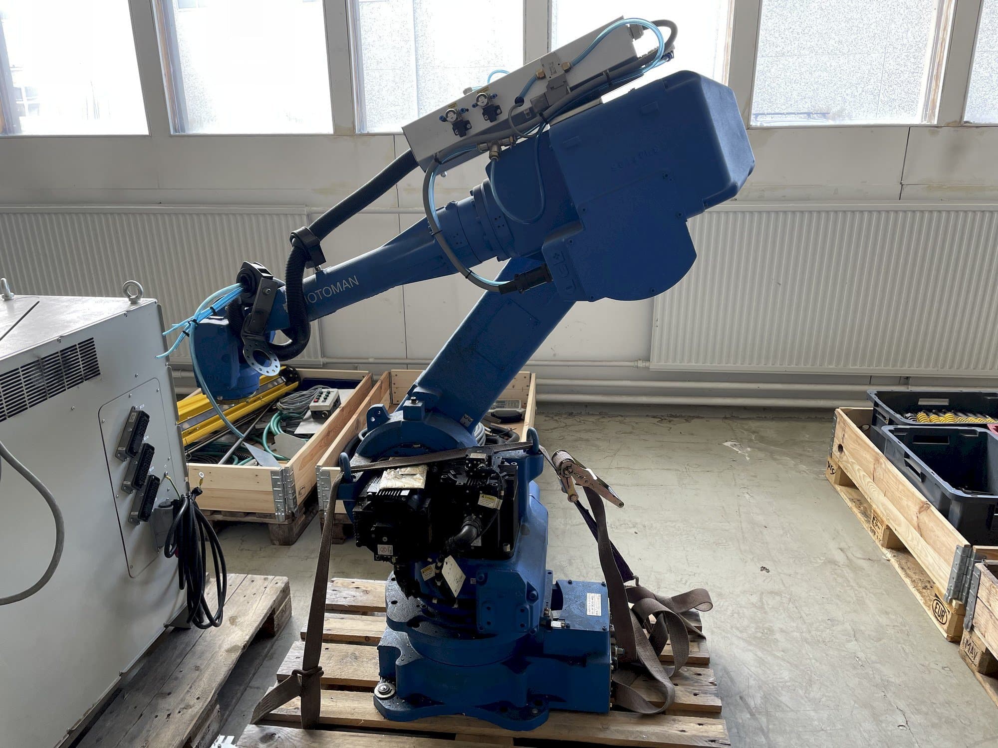 MACHINE_IMG_ALT_FRONT_VIEW