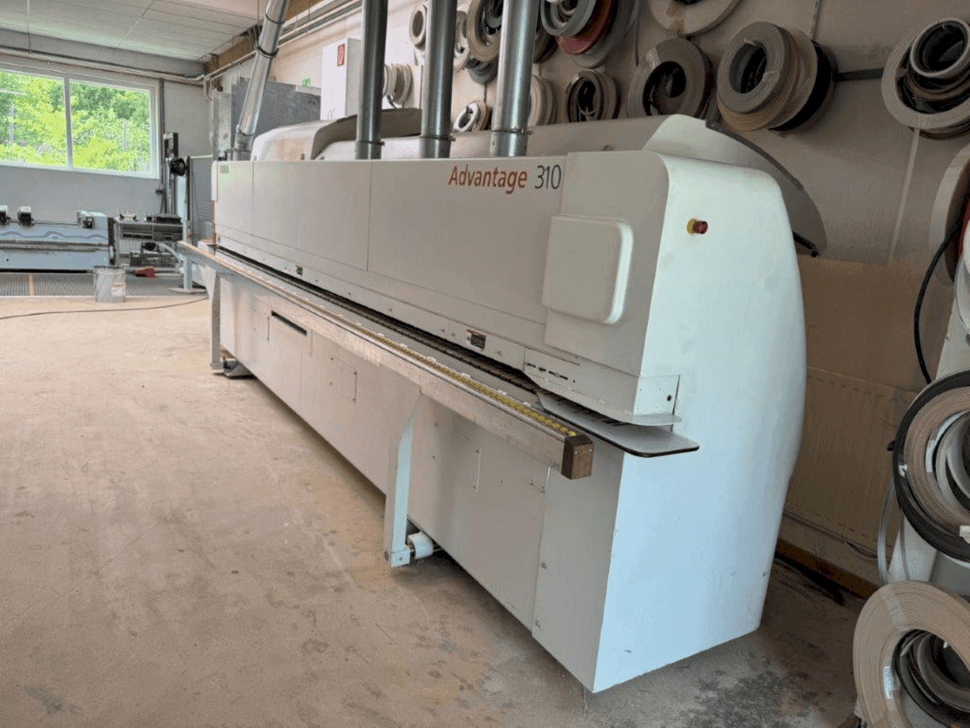 MACHINE_IMG_ALT_FRONT_VIEW