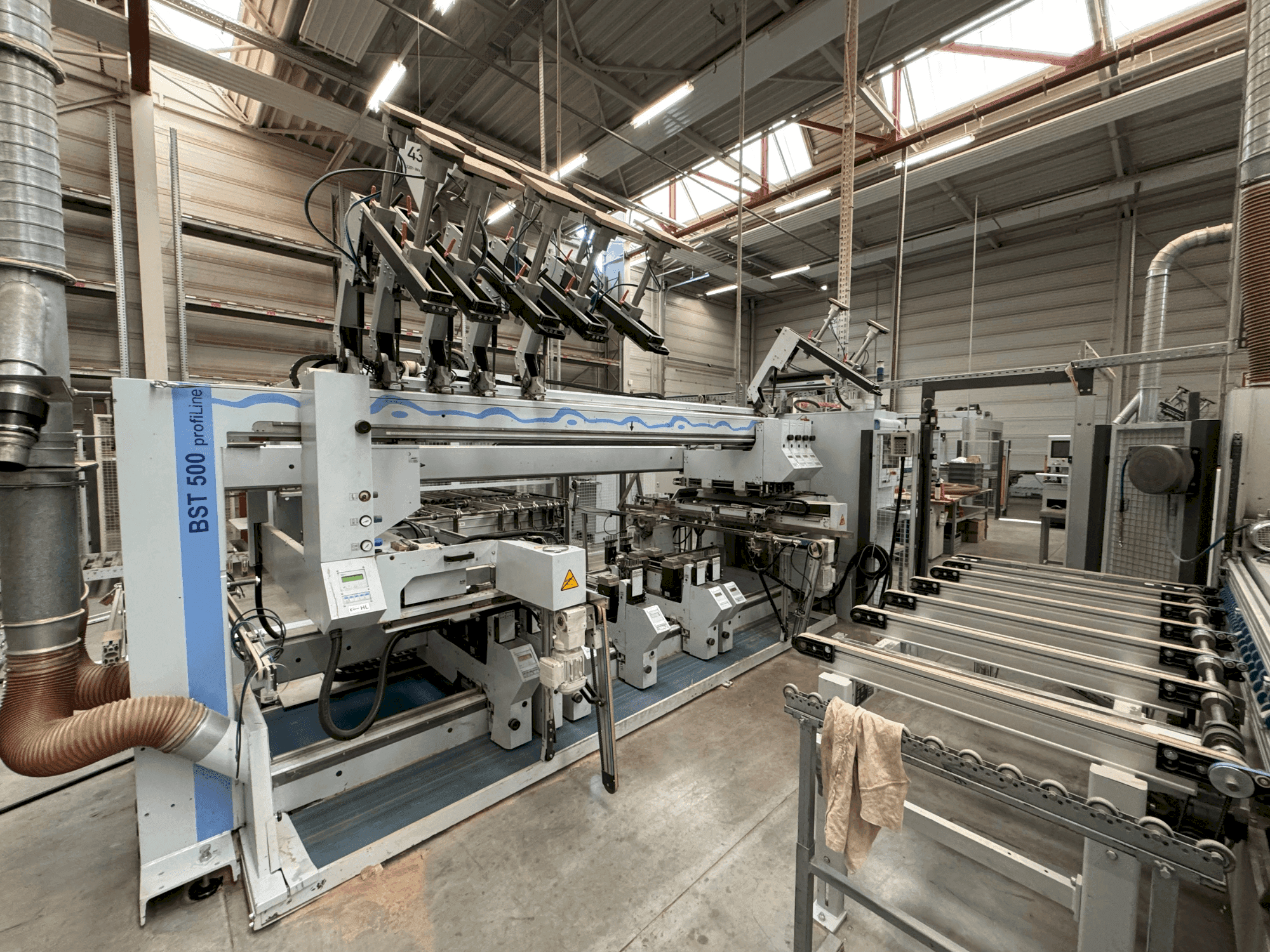 MACHINE_IMG_ALT_FRONT_VIEW