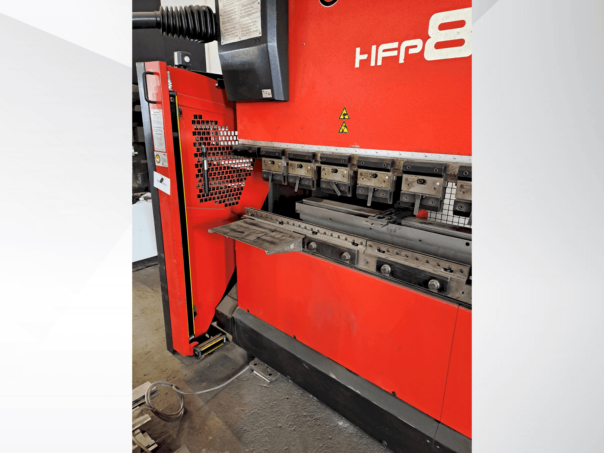 MACHINE_IMG_ALT_FRONT_VIEW