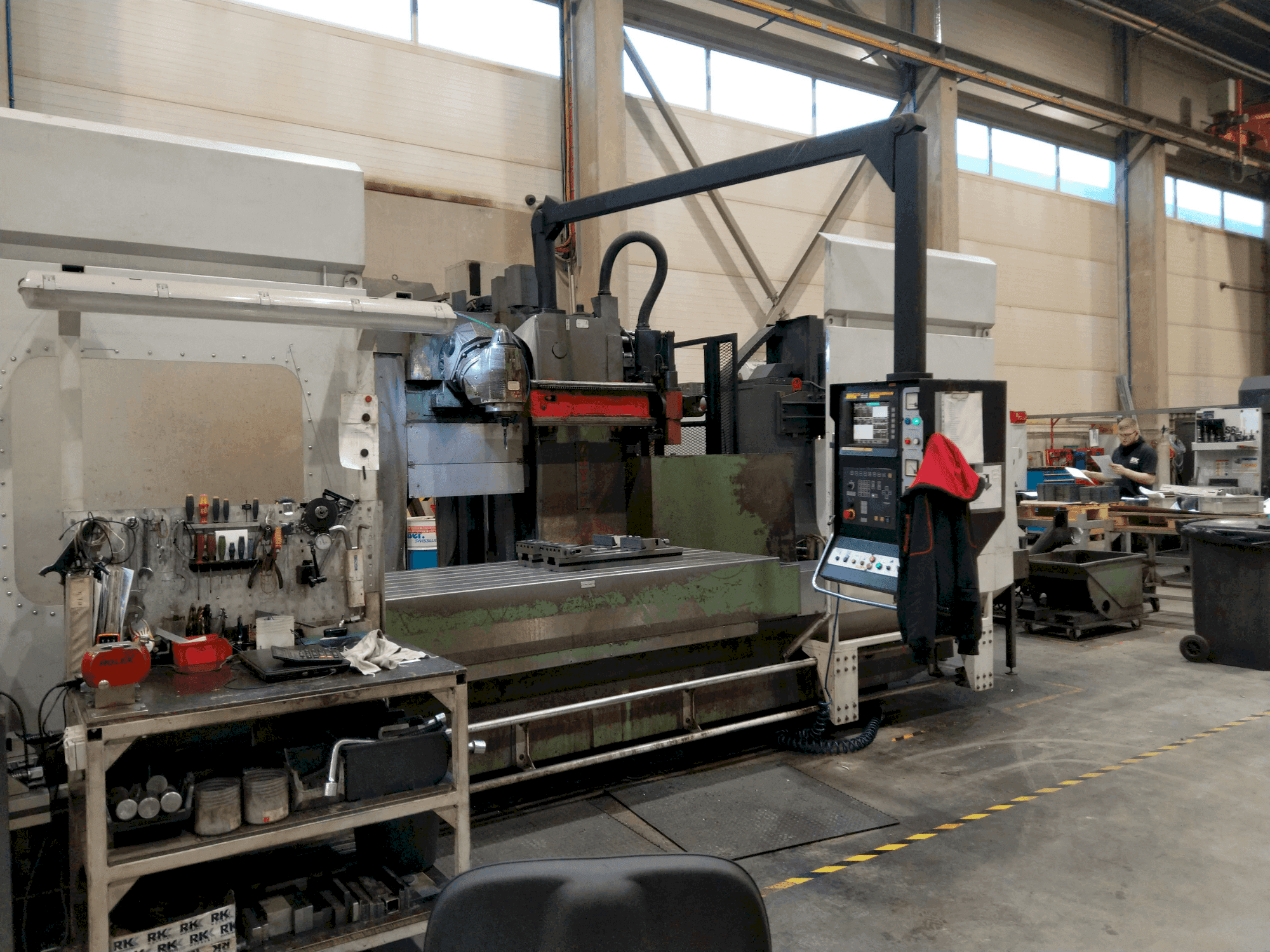 MACHINE_IMG_ALT_FRONT_VIEW
