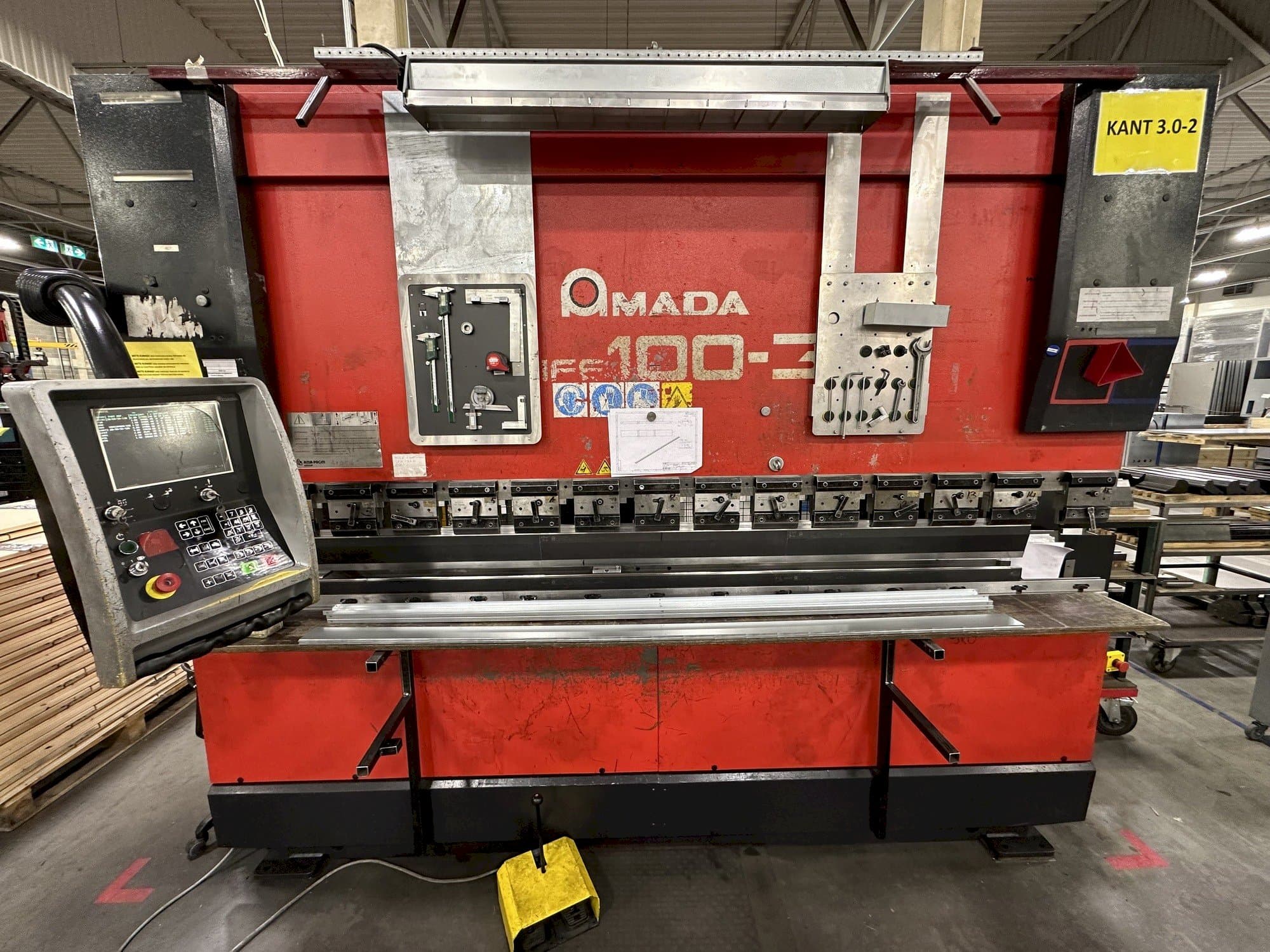 MACHINE_IMG_ALT_FRONT_VIEW