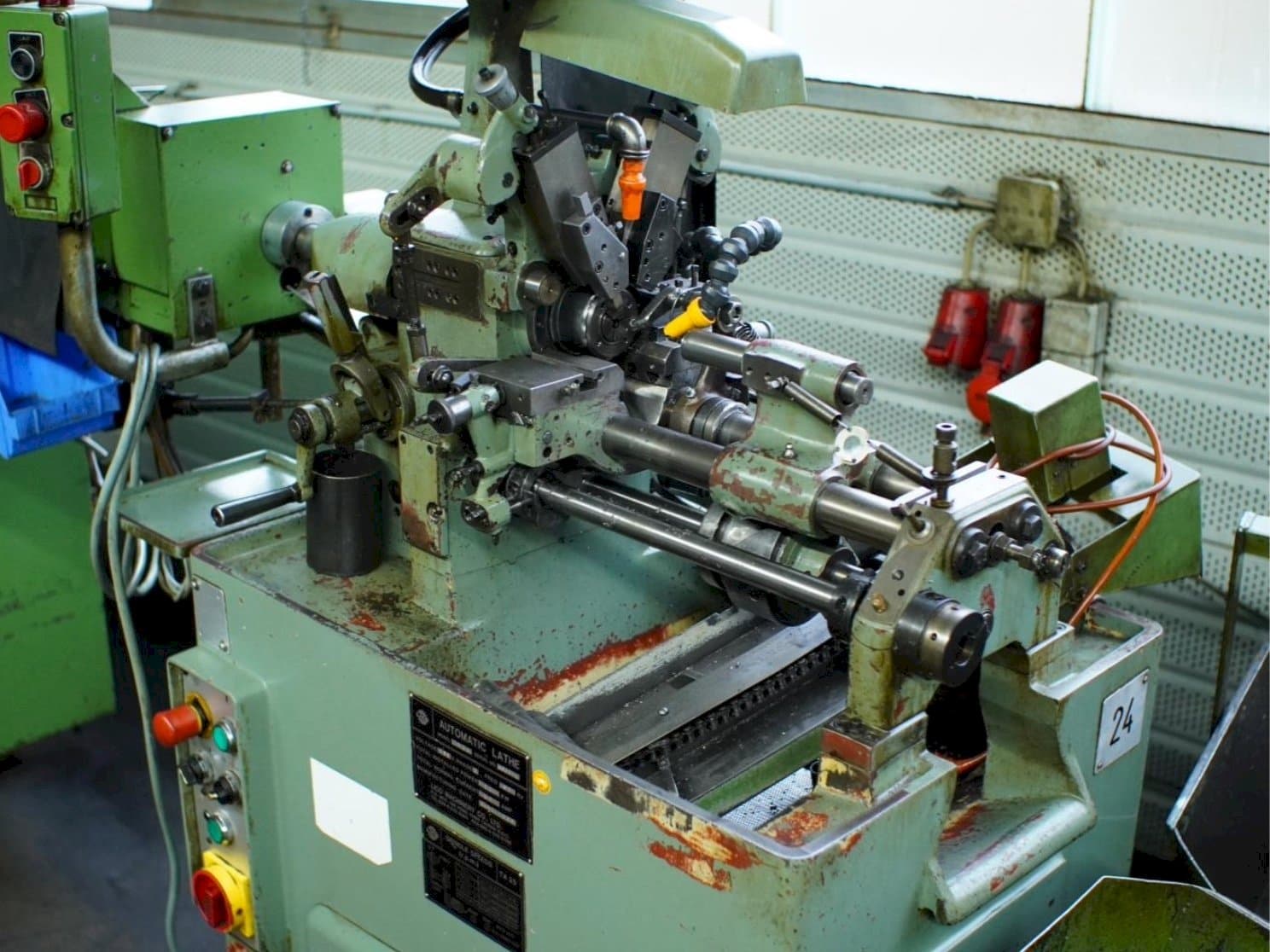 MACHINE_IMG_ALT_FRONT_VIEW