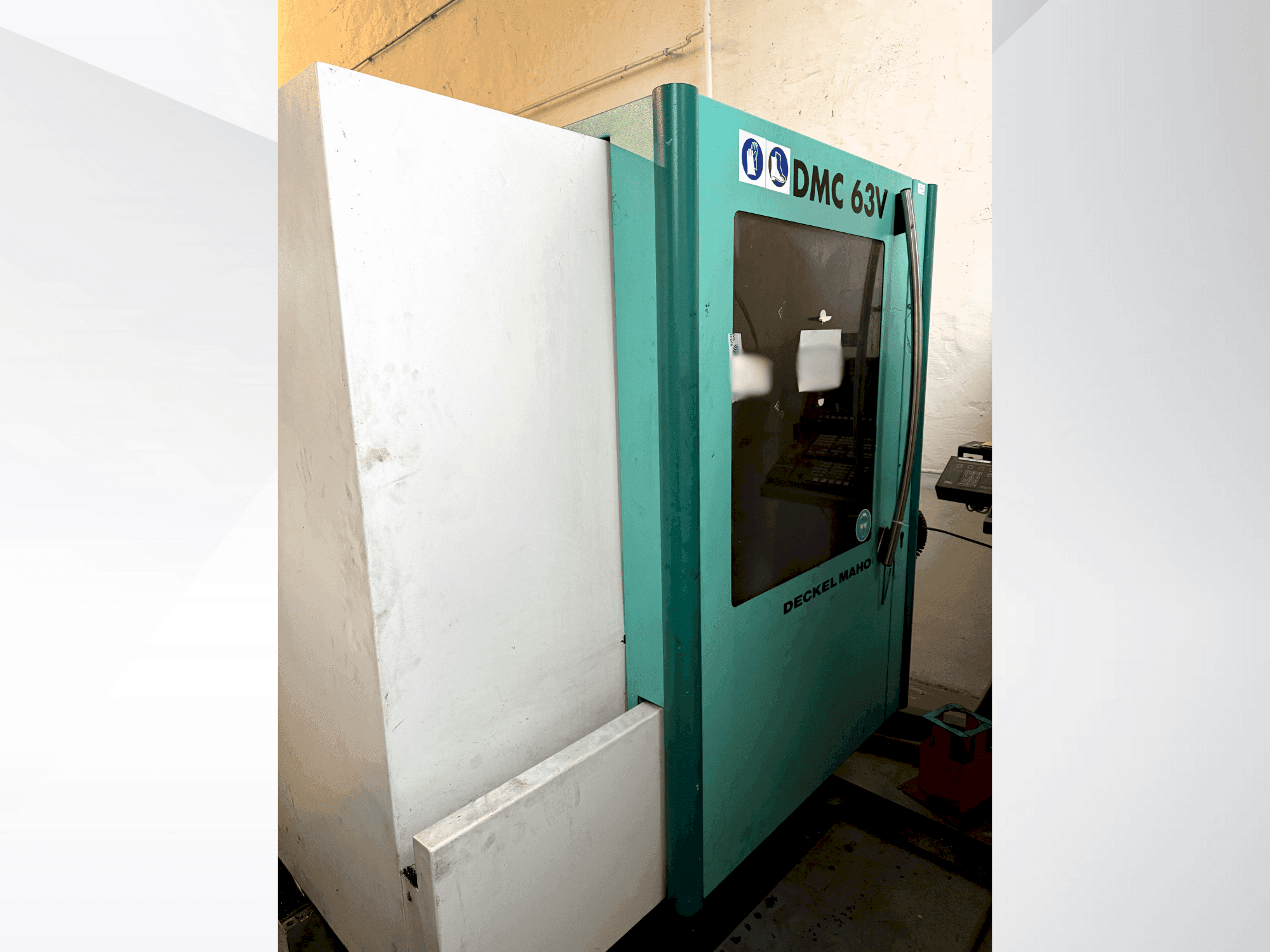 MACHINE_IMG_ALT_FRONT_VIEW