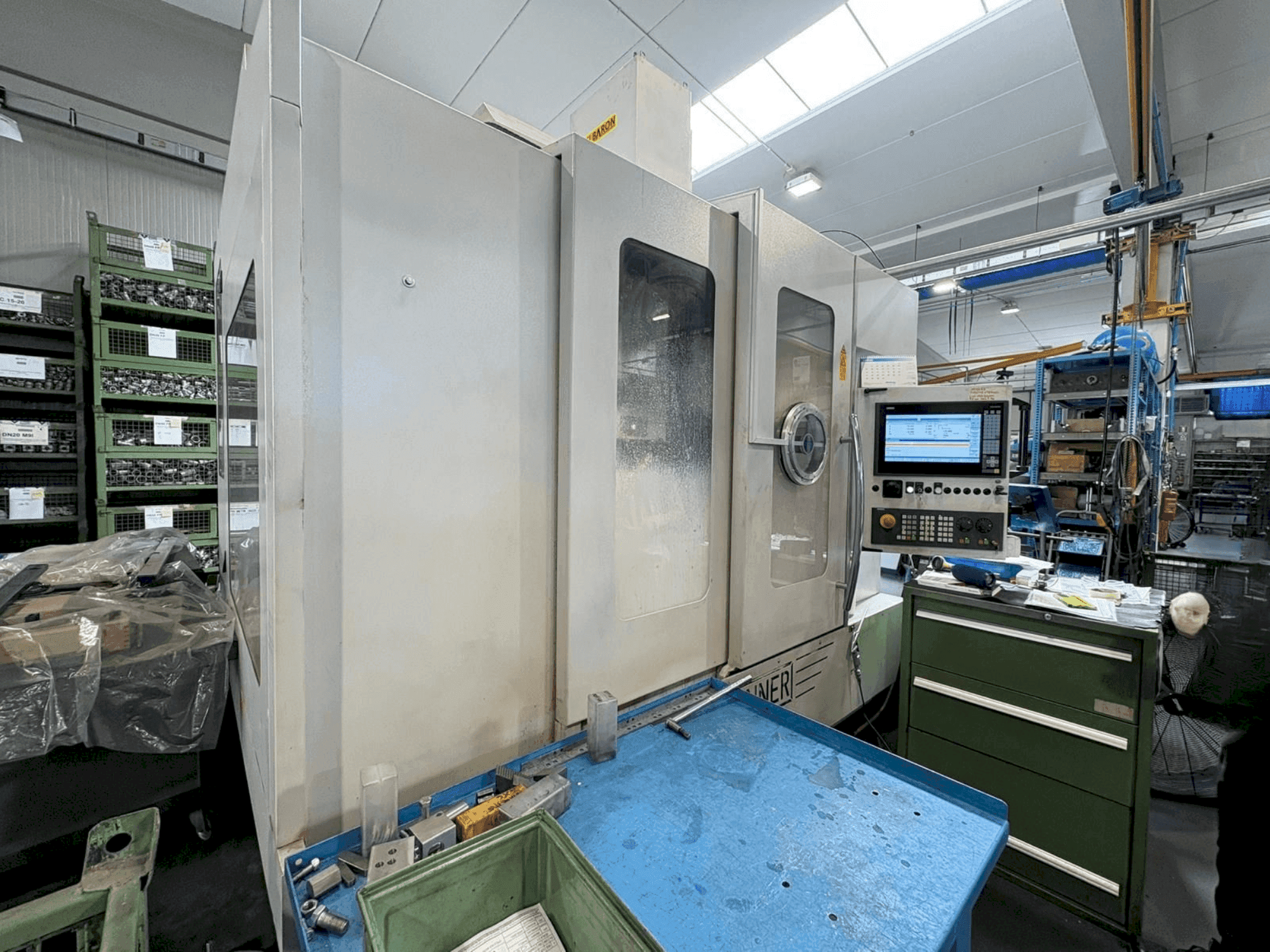 MACHINE_IMG_ALT_FRONT_VIEW