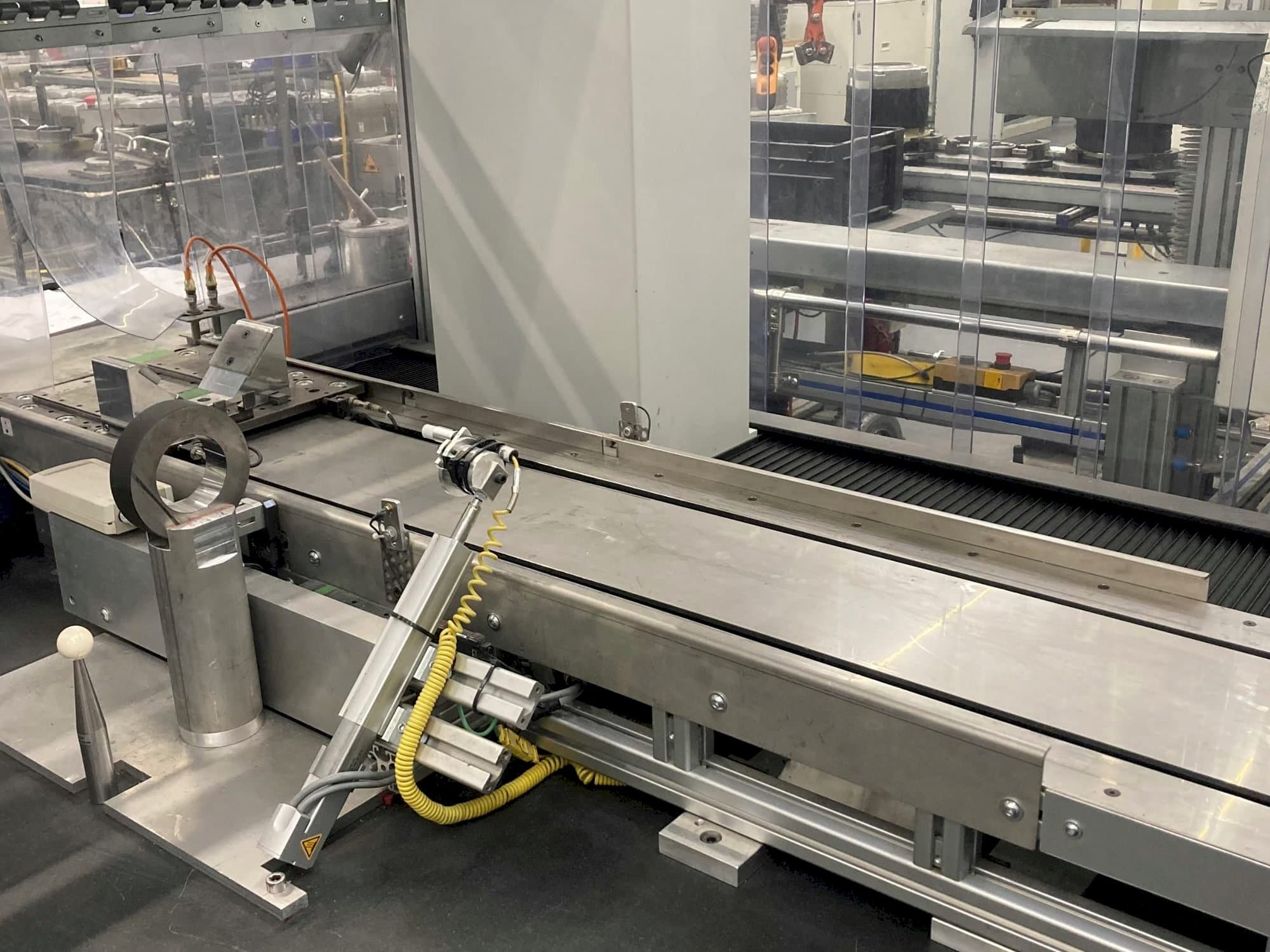 MACHINE_IMG_ALT_FRONT_VIEW