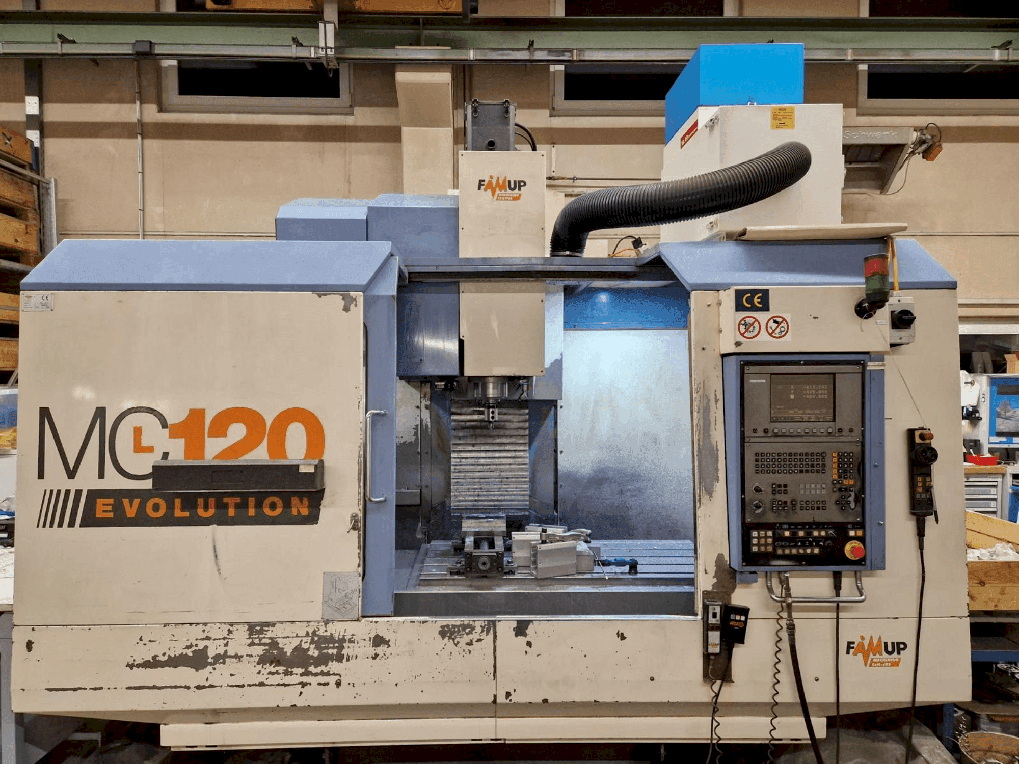 MACHINE_IMG_ALT_FRONT_VIEW