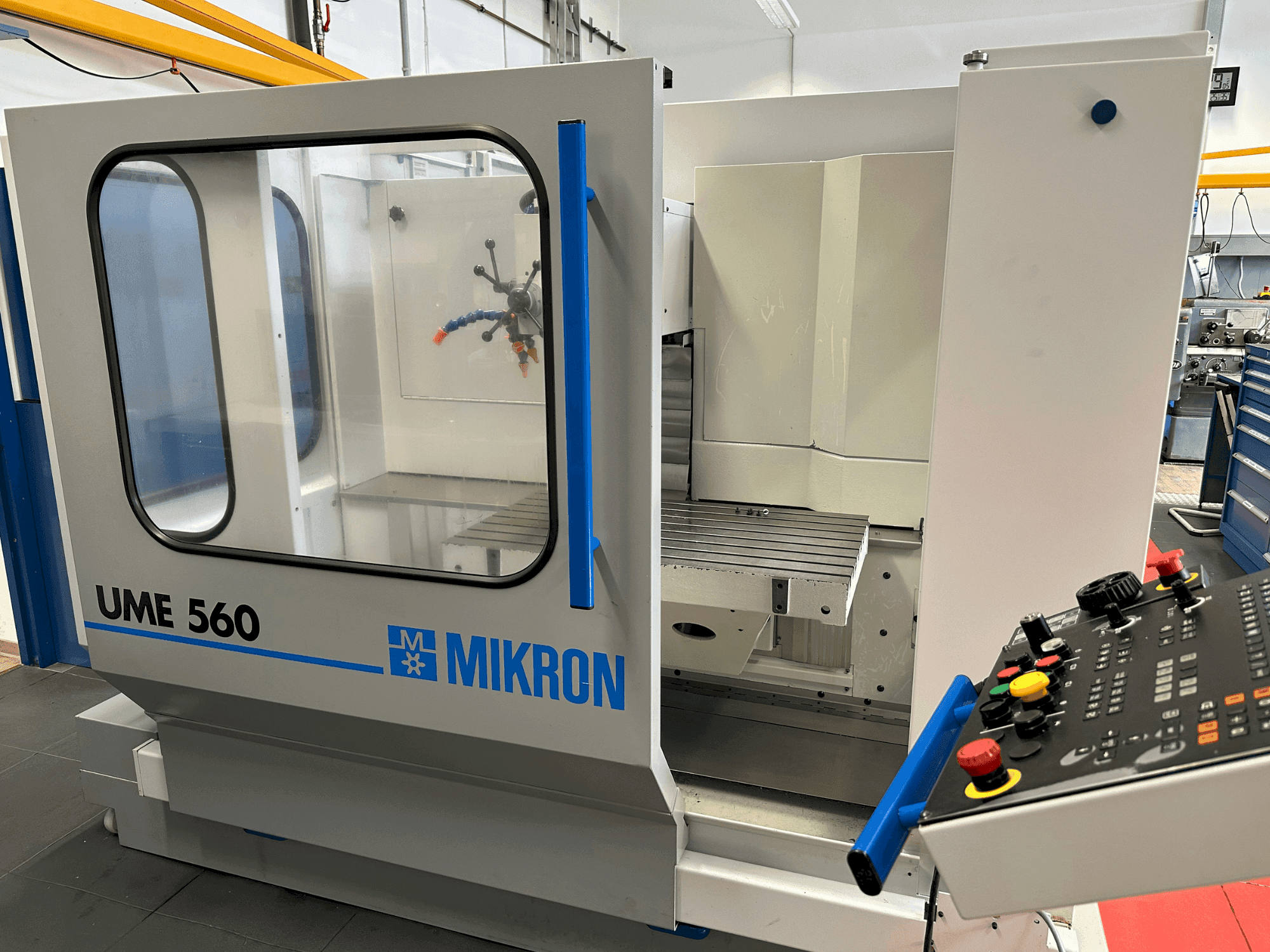 MACHINE_IMG_ALT_FRONT_VIEW