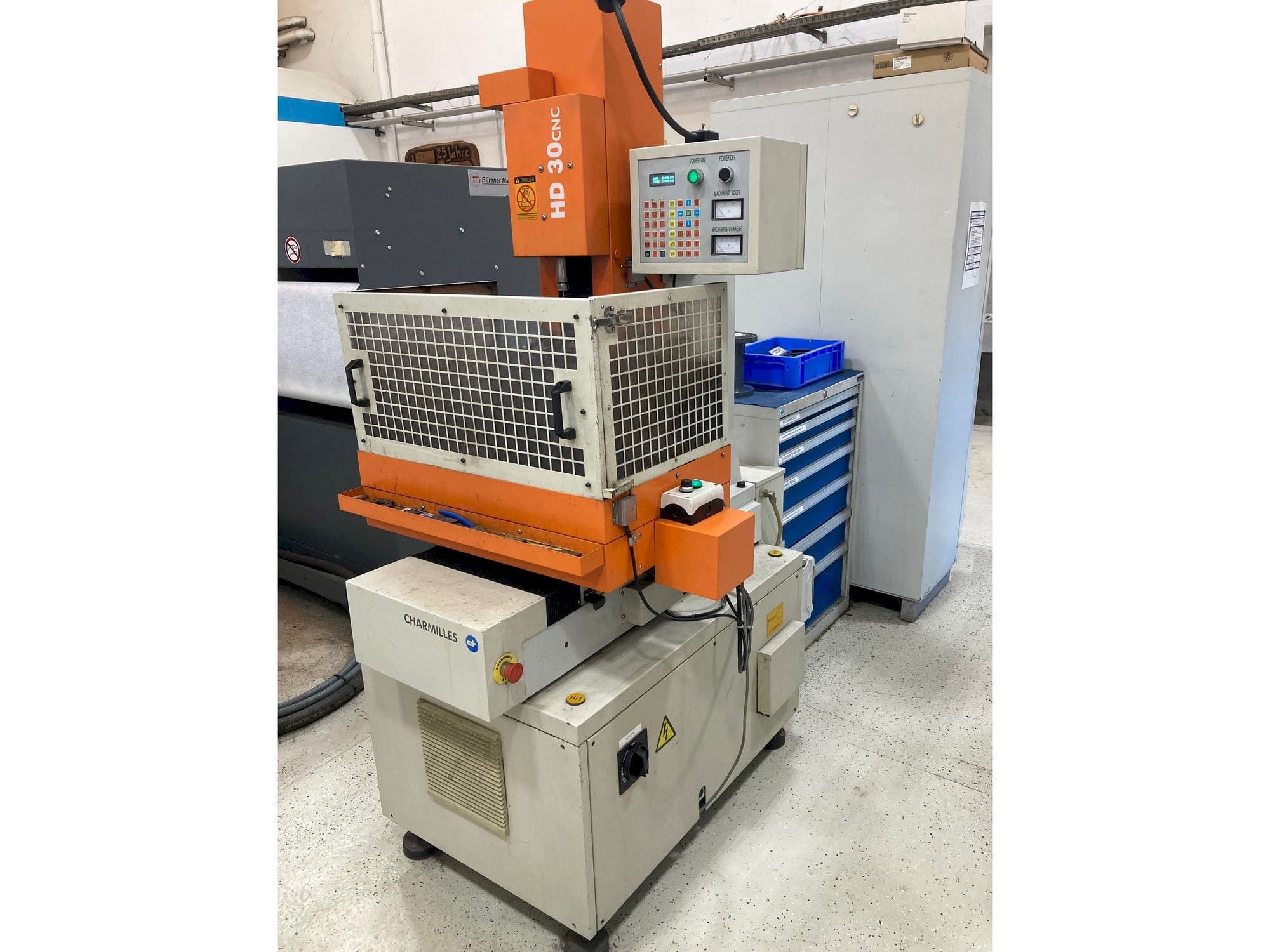 MACHINE_IMG_ALT_FRONT_VIEW