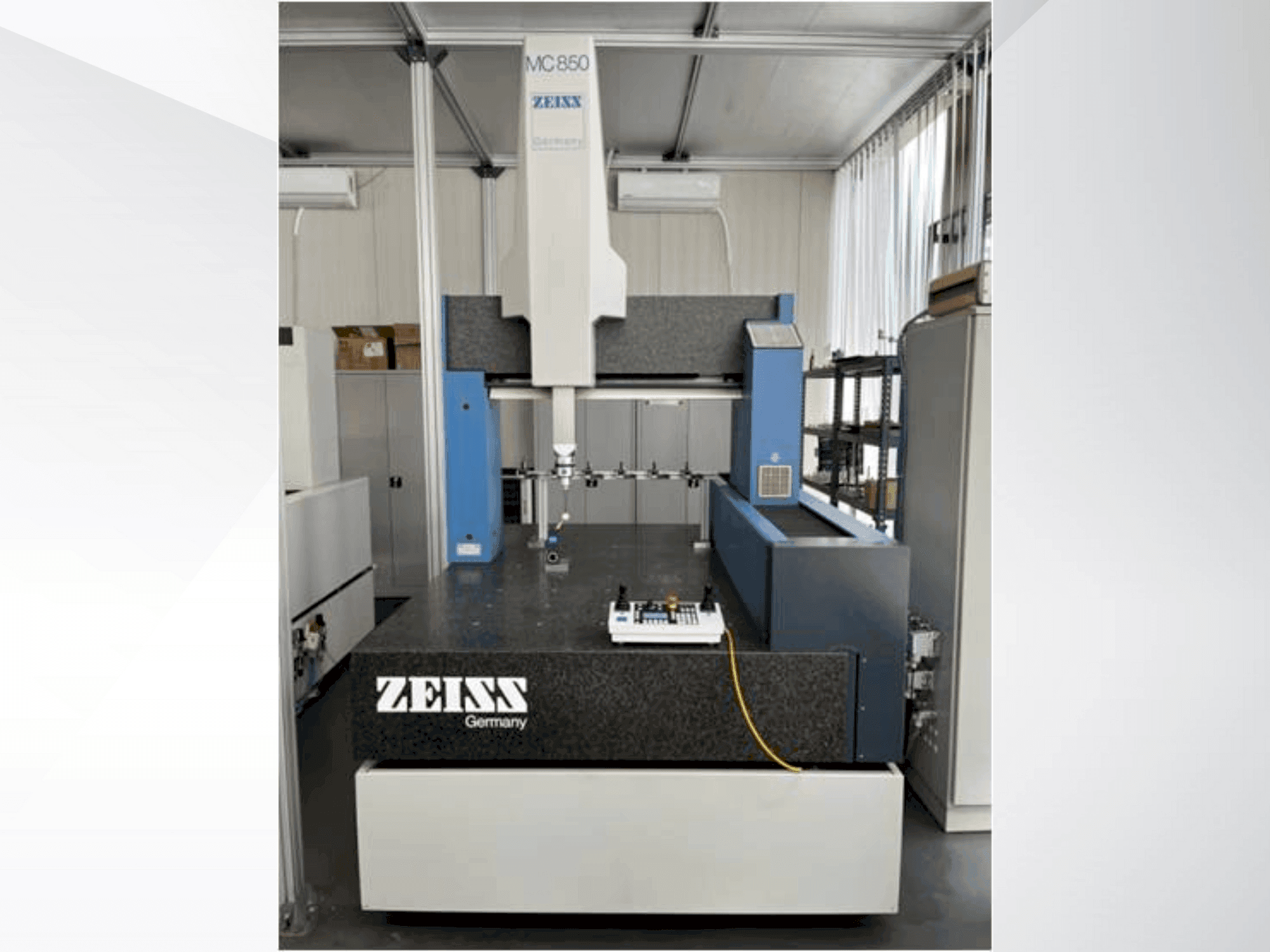 MACHINE_IMG_ALT_FRONT_VIEW