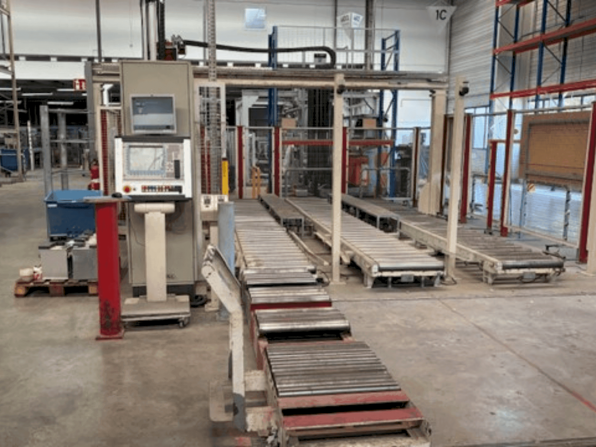 MACHINE_IMG_ALT_FRONT_VIEW