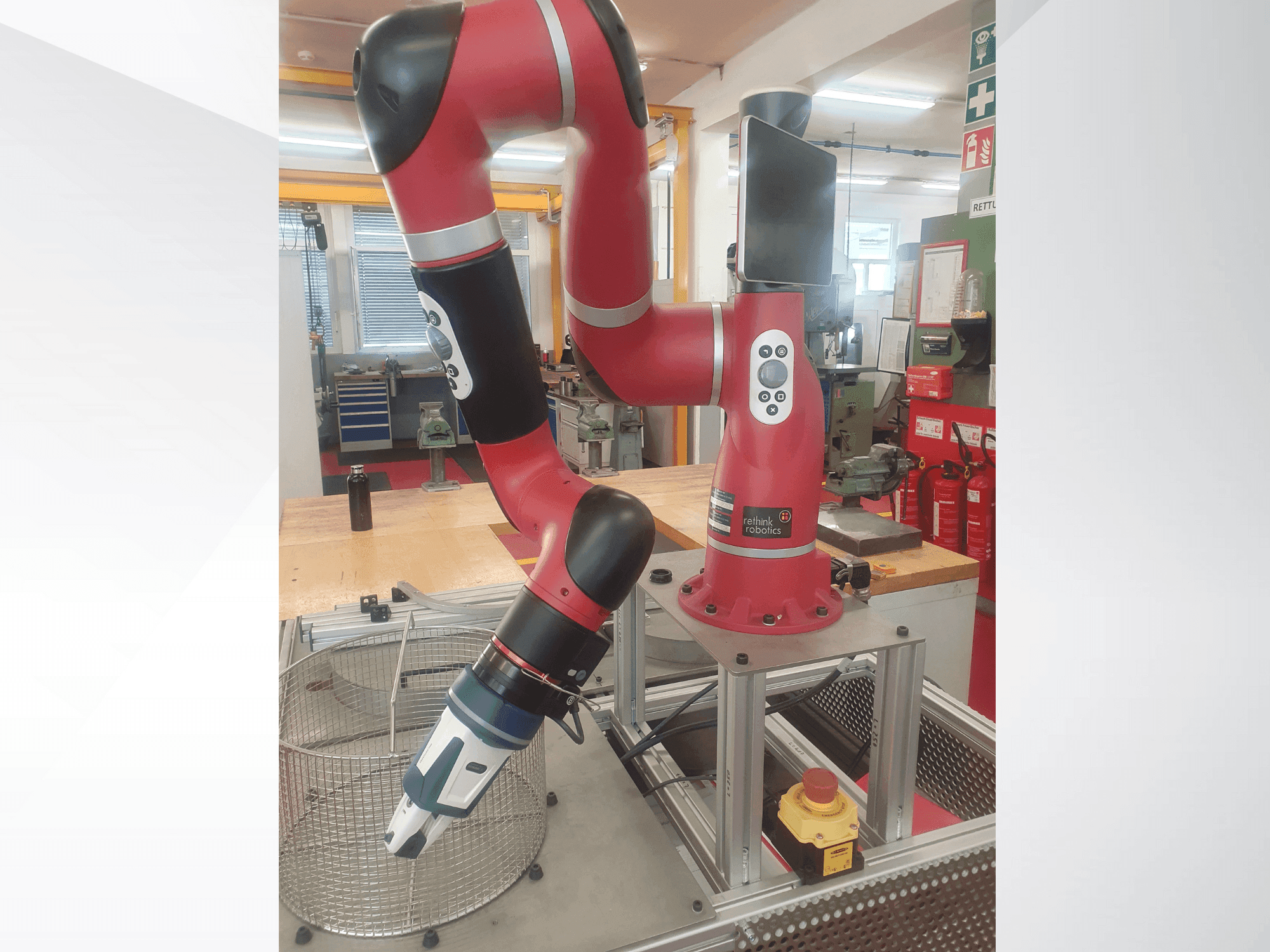 MACHINE_IMG_ALT_FRONT_VIEW