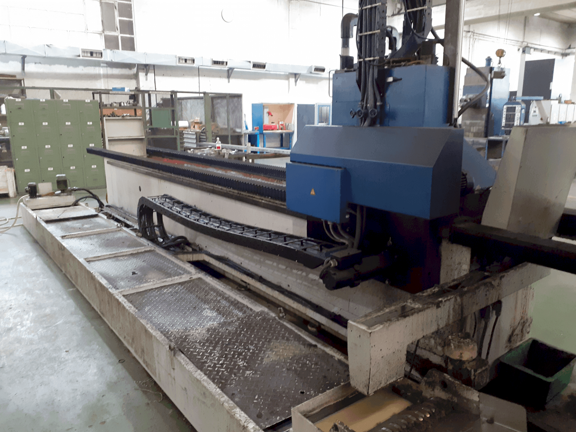 MACHINE_IMG_ALT_FRONT_VIEW