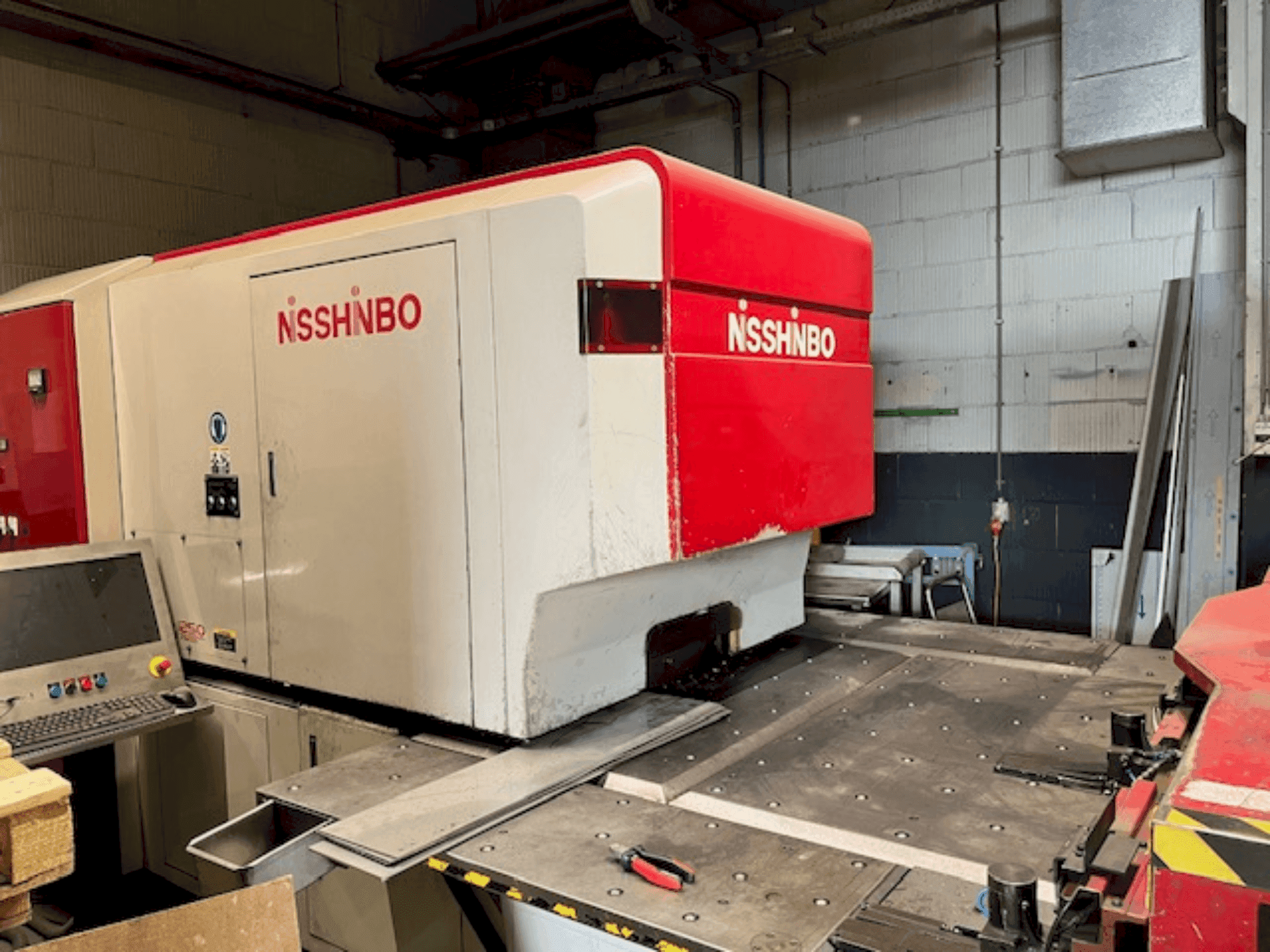 MACHINE_IMG_ALT_FRONT_VIEW