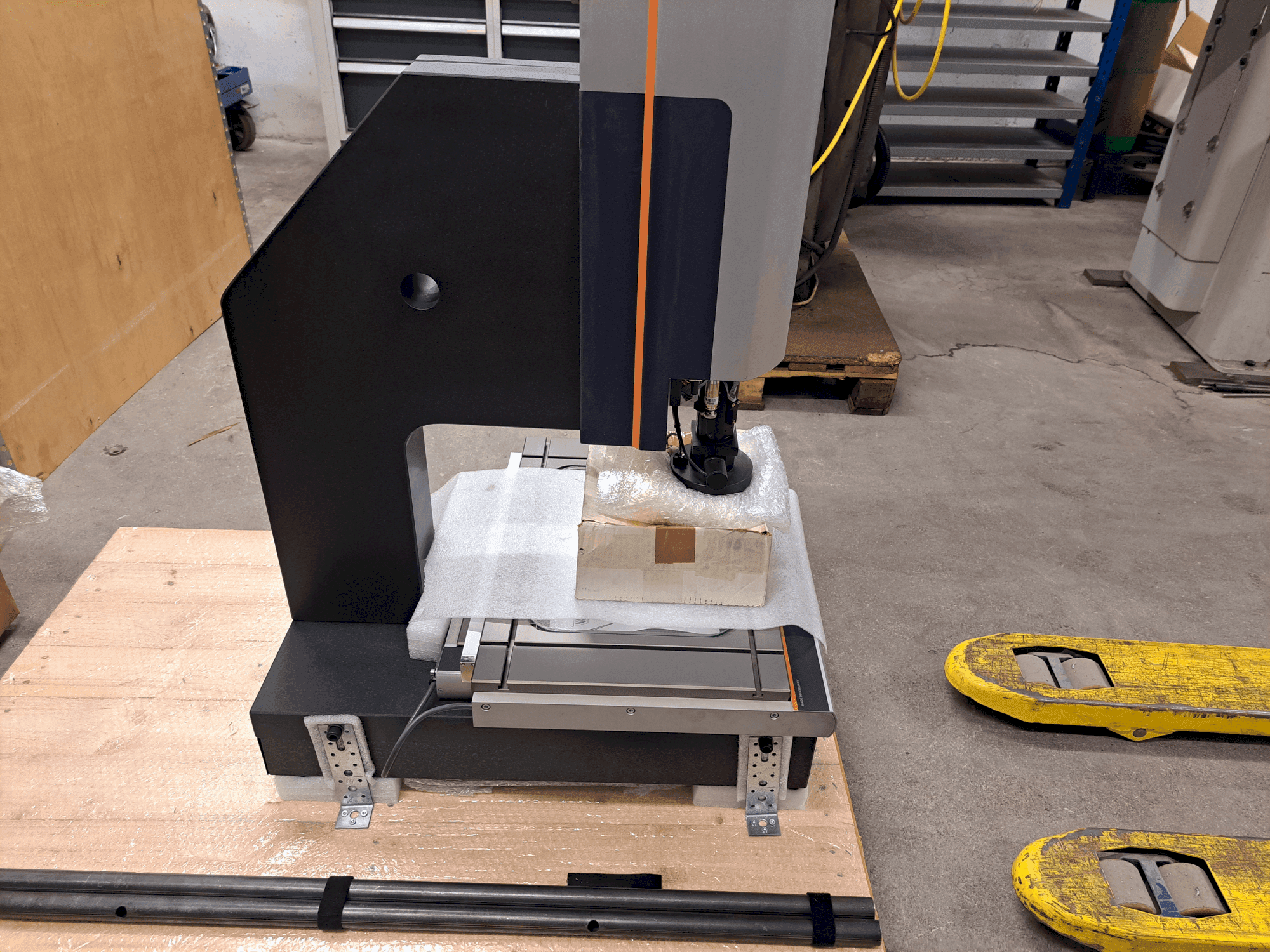 MACHINE_IMG_ALT_FRONT_VIEW