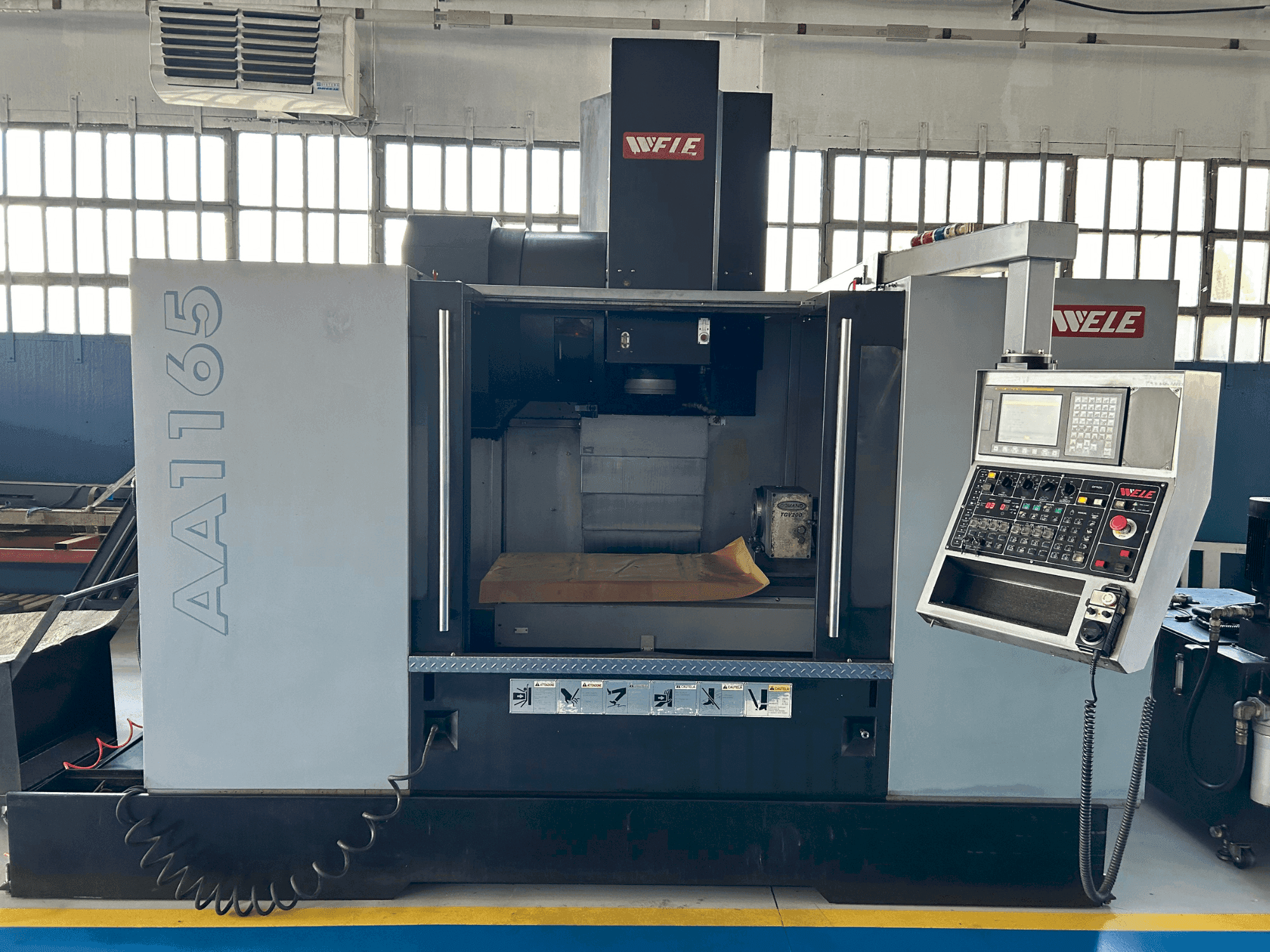 MACHINE_IMG_ALT_FRONT_VIEW