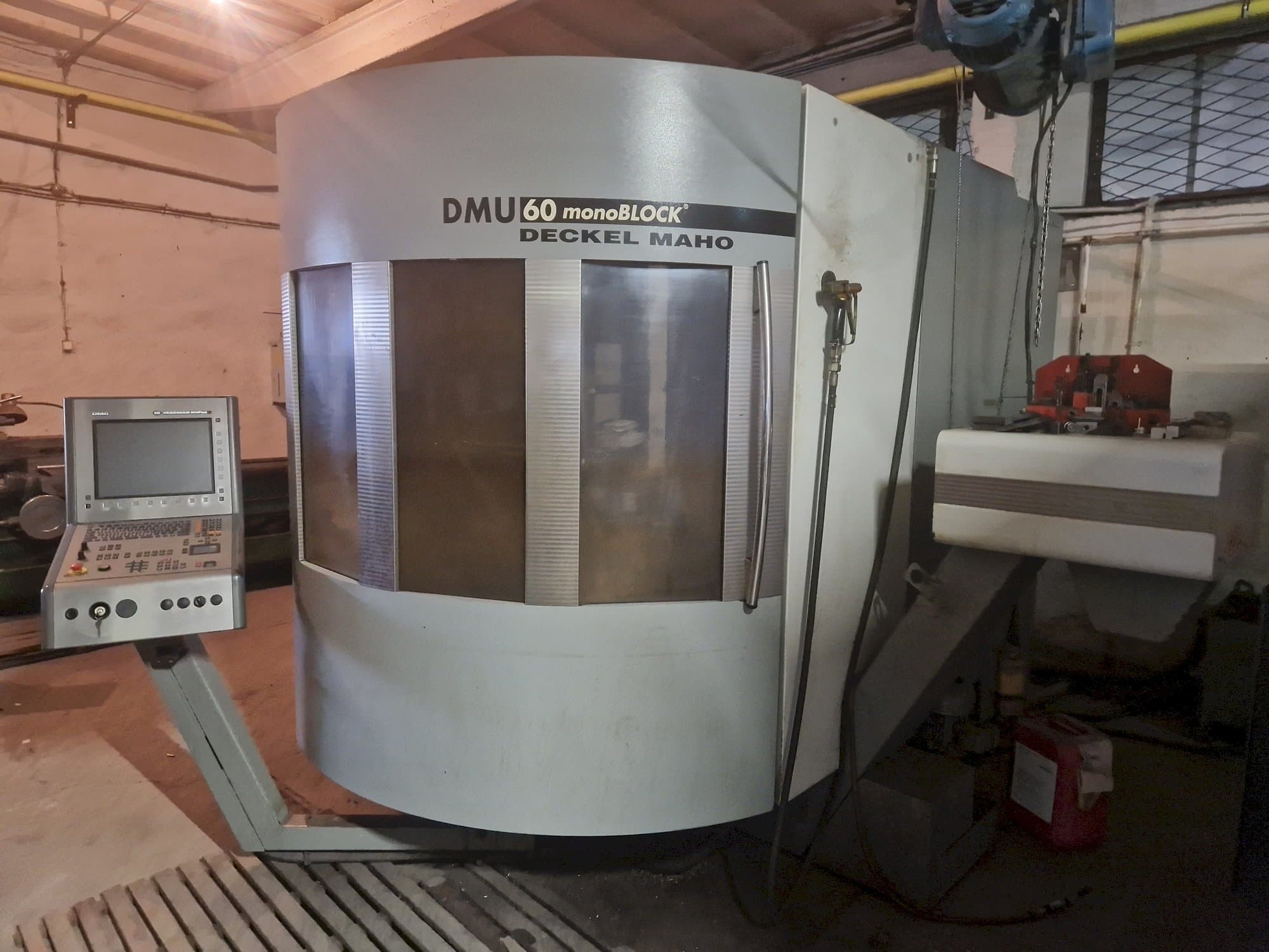 MACHINE_IMG_ALT_FRONT_VIEW