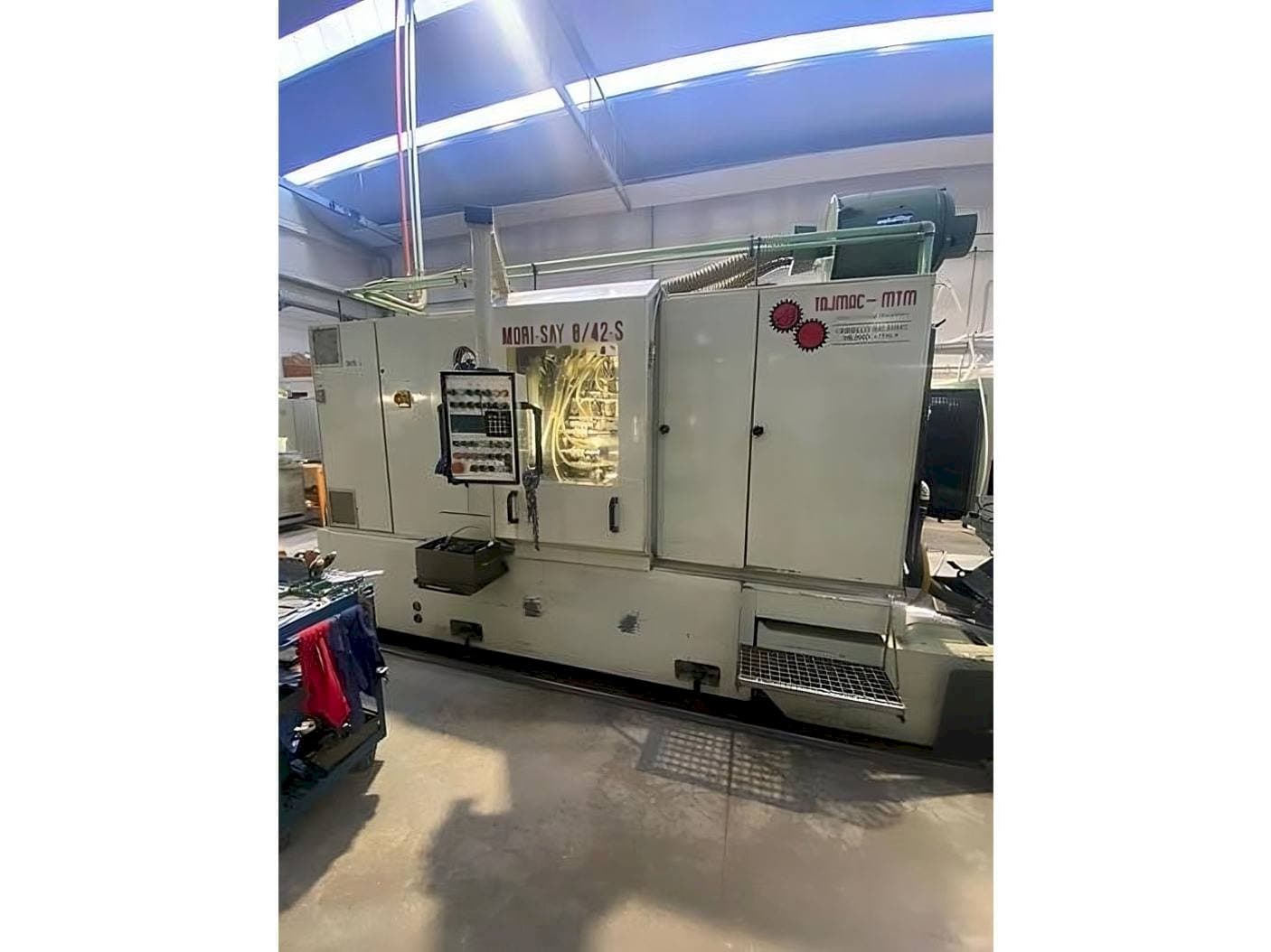 MACHINE_IMG_ALT_FRONT_VIEW