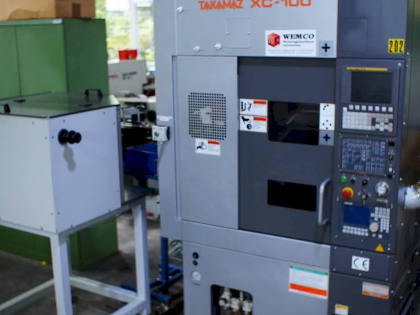 MACHINE_IMG_ALT_FRONT_VIEW