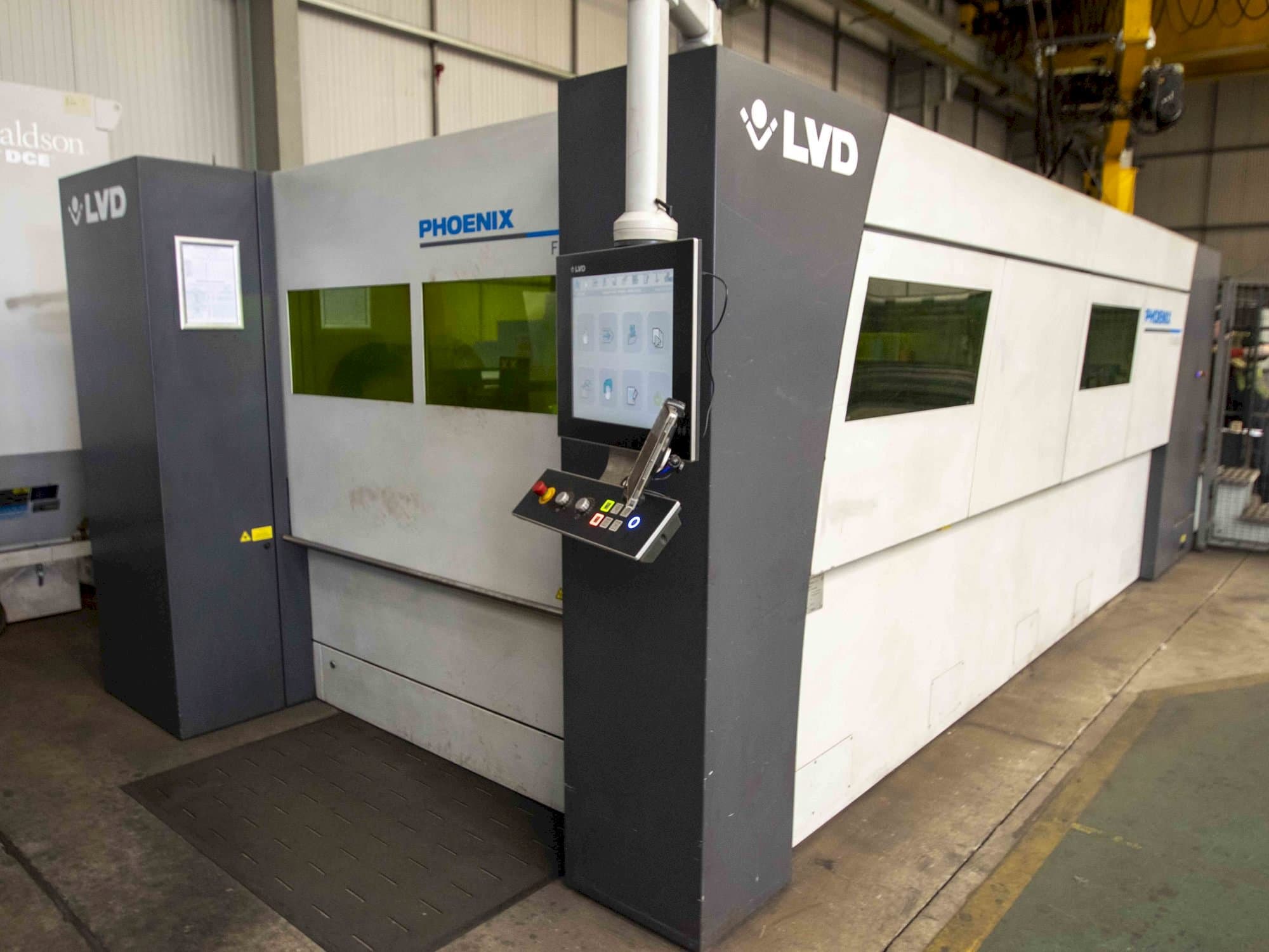 MACHINE_IMG_ALT_FRONT_VIEW