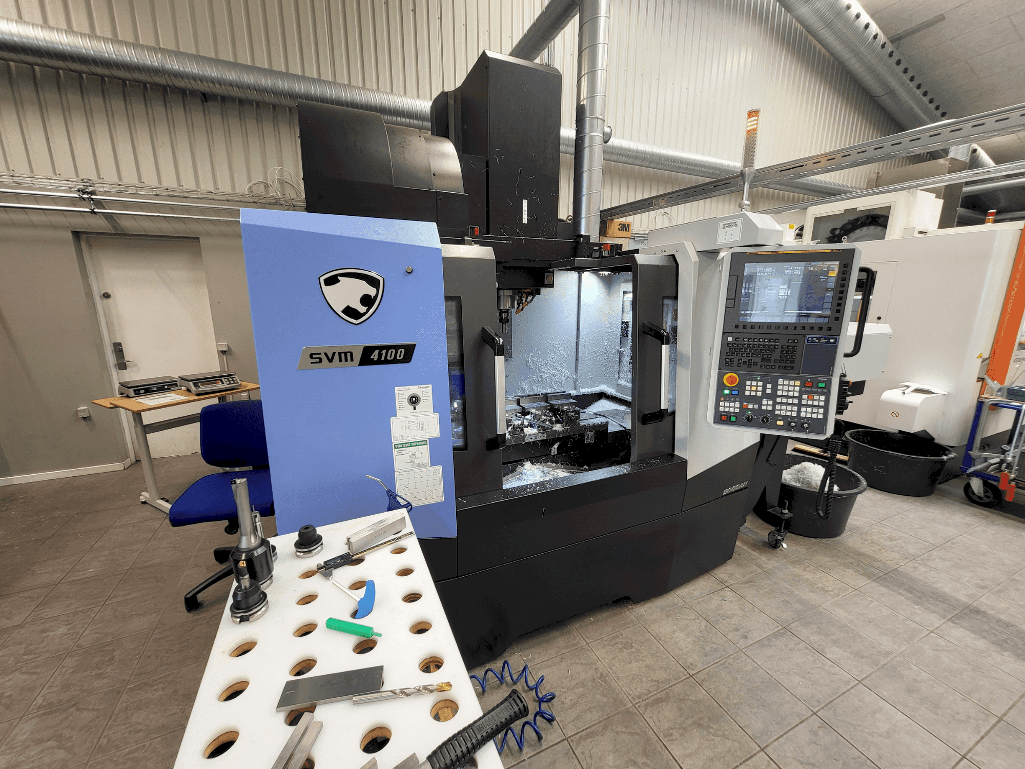 MACHINE_IMG_ALT_FRONT_VIEW