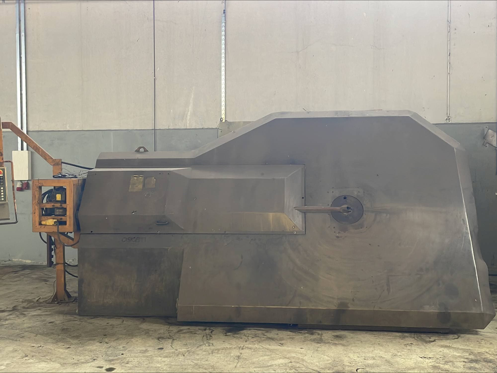 MACHINE_IMG_ALT_FRONT_VIEW