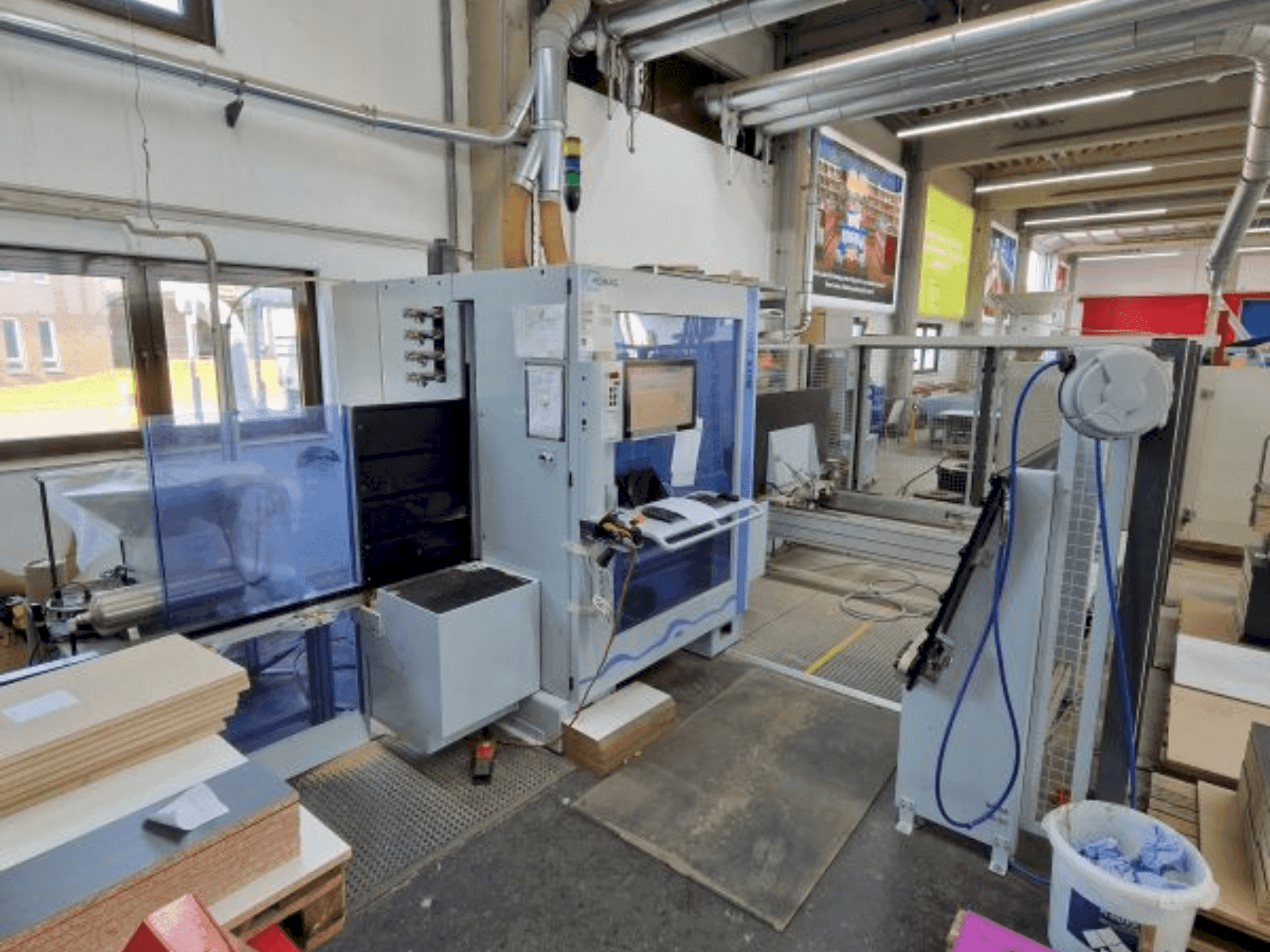 MACHINE_IMG_ALT_FRONT_VIEW