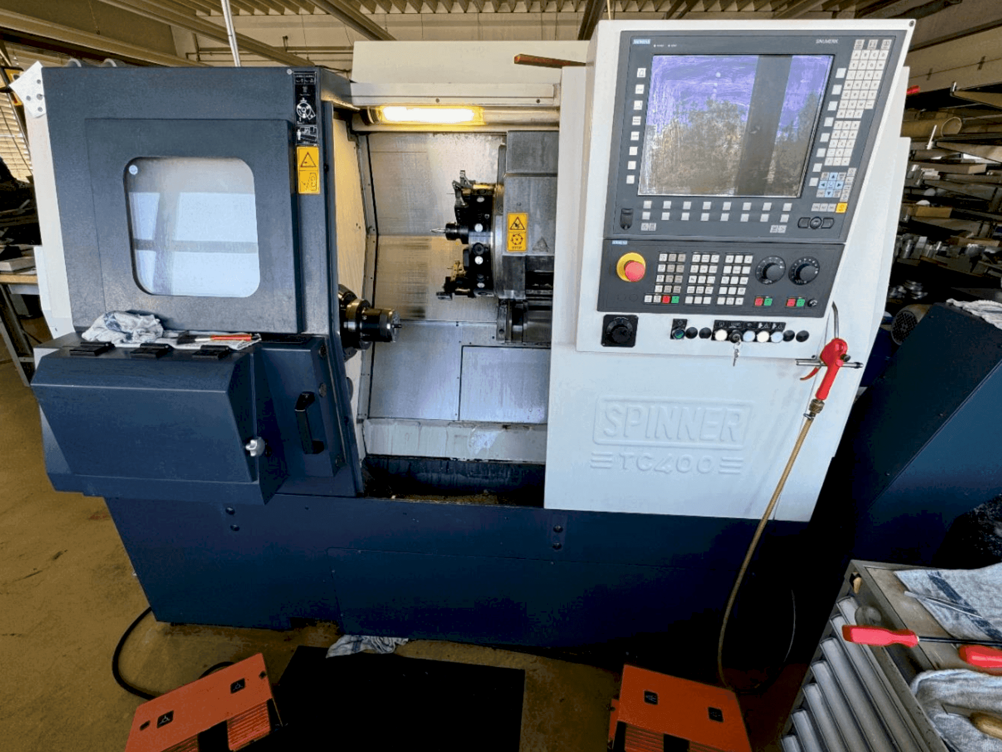 MACHINE_IMG_ALT_FRONT_VIEW