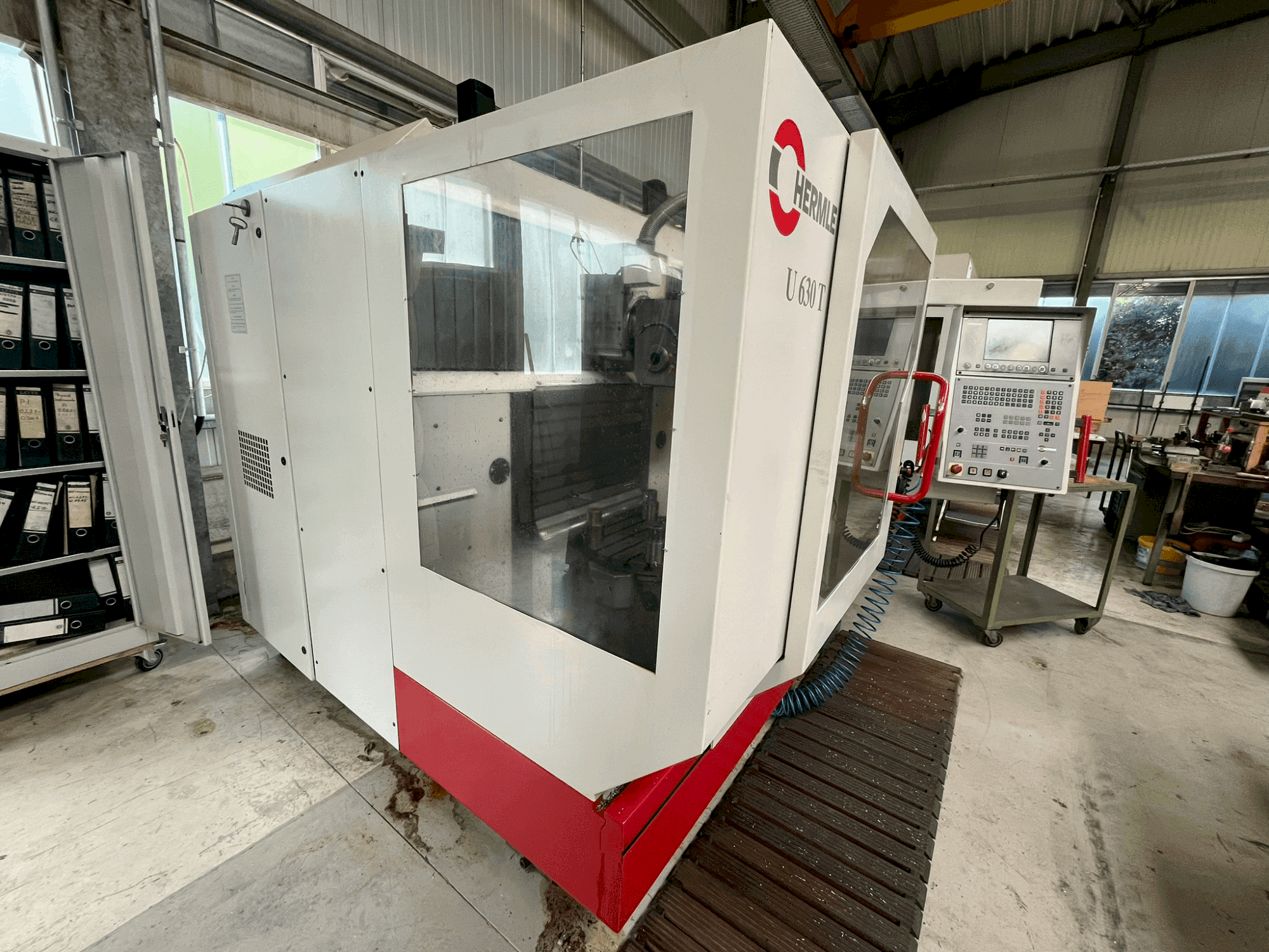 MACHINE_IMG_ALT_FRONT_VIEW