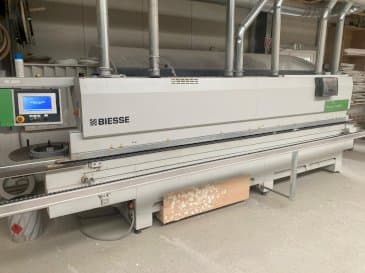 MACHINE_IMG_ALT_FRONT_VIEW