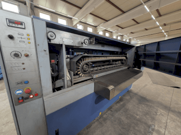 MACHINE_IMG_ALT_FRONT_VIEW