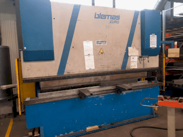 MACHINE_IMG_ALT_FRONT_VIEW