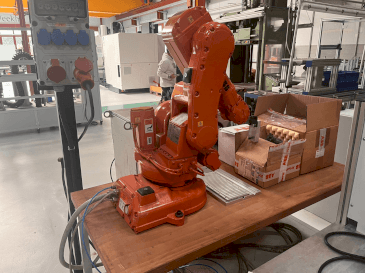 MACHINE_IMG_ALT_FRONT_VIEW