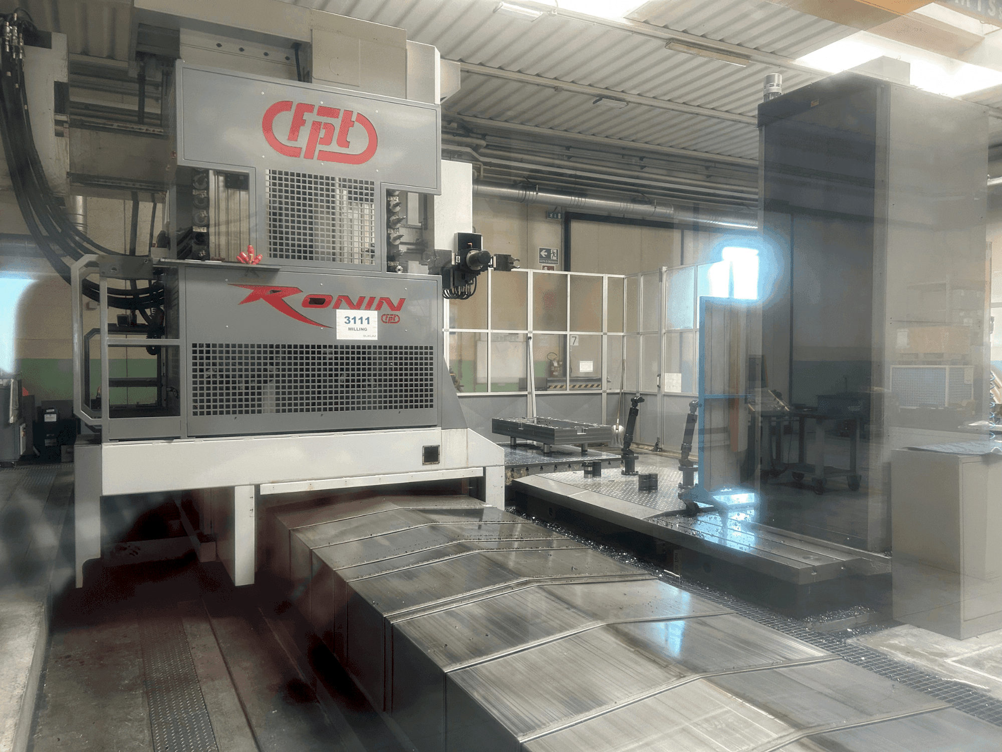 MACHINE_IMG_ALT_FRONT_VIEW