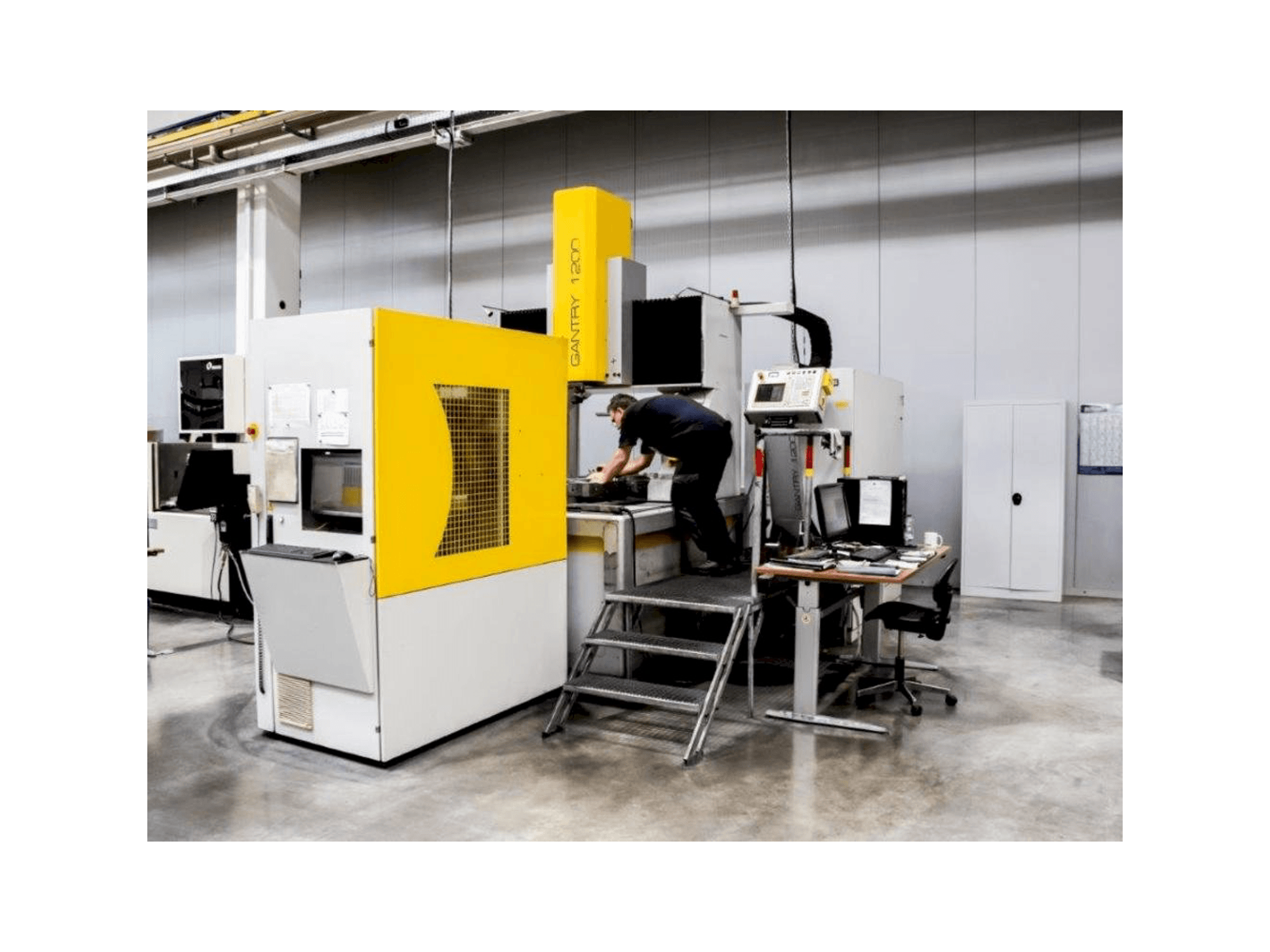 MACHINE_IMG_ALT_FRONT_VIEW