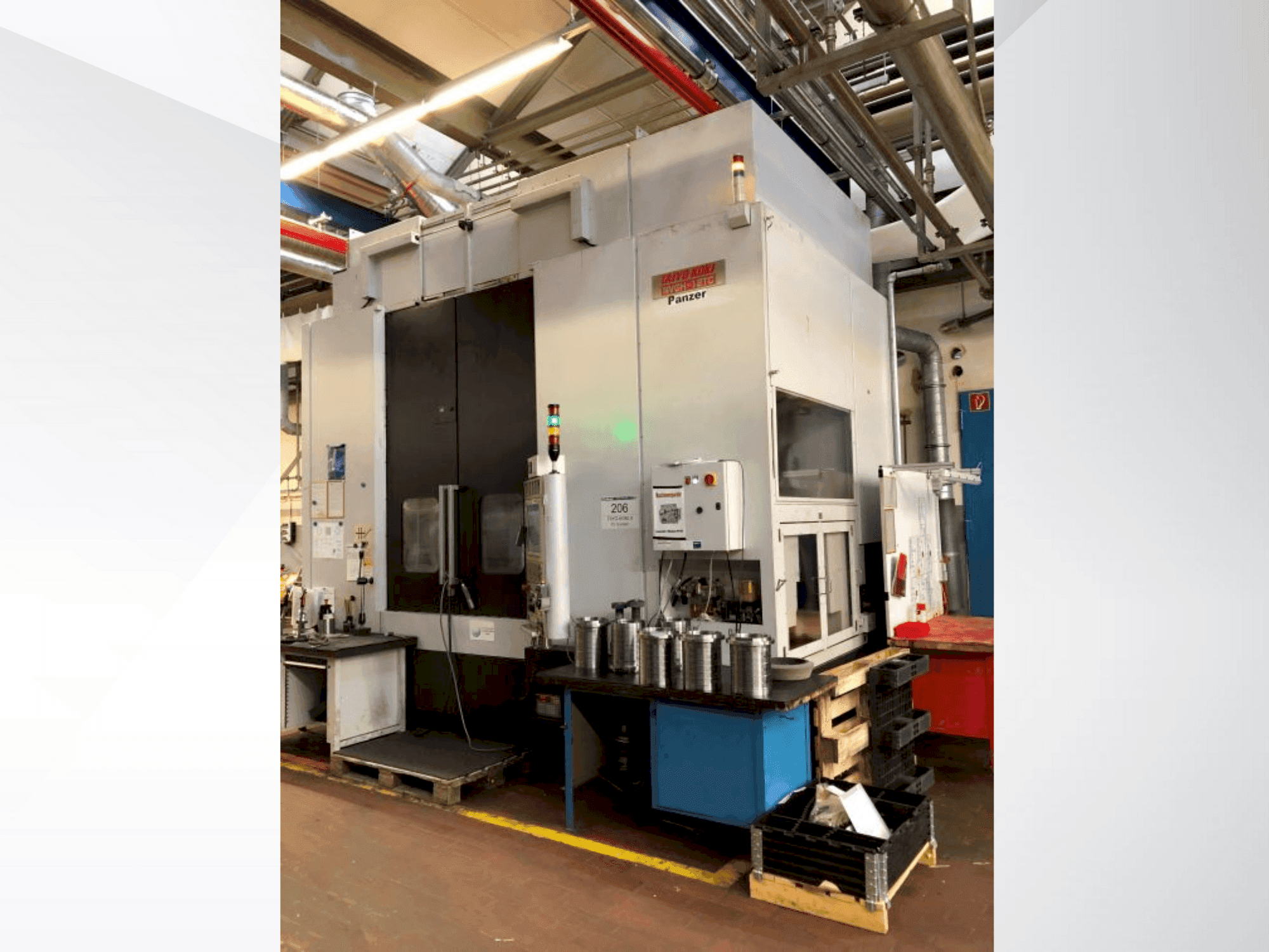 MACHINE_IMG_ALT_FRONT_VIEW