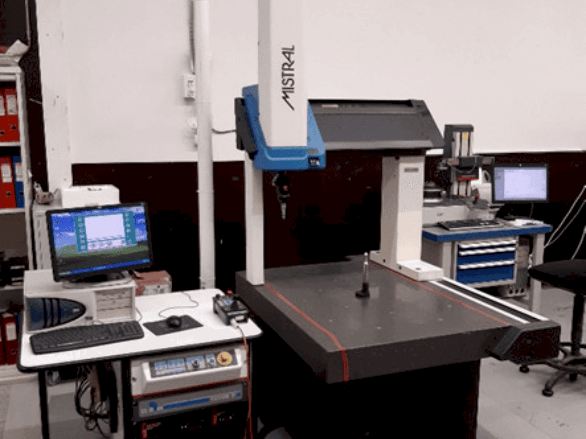 MACHINE_IMG_ALT_FRONT_VIEW