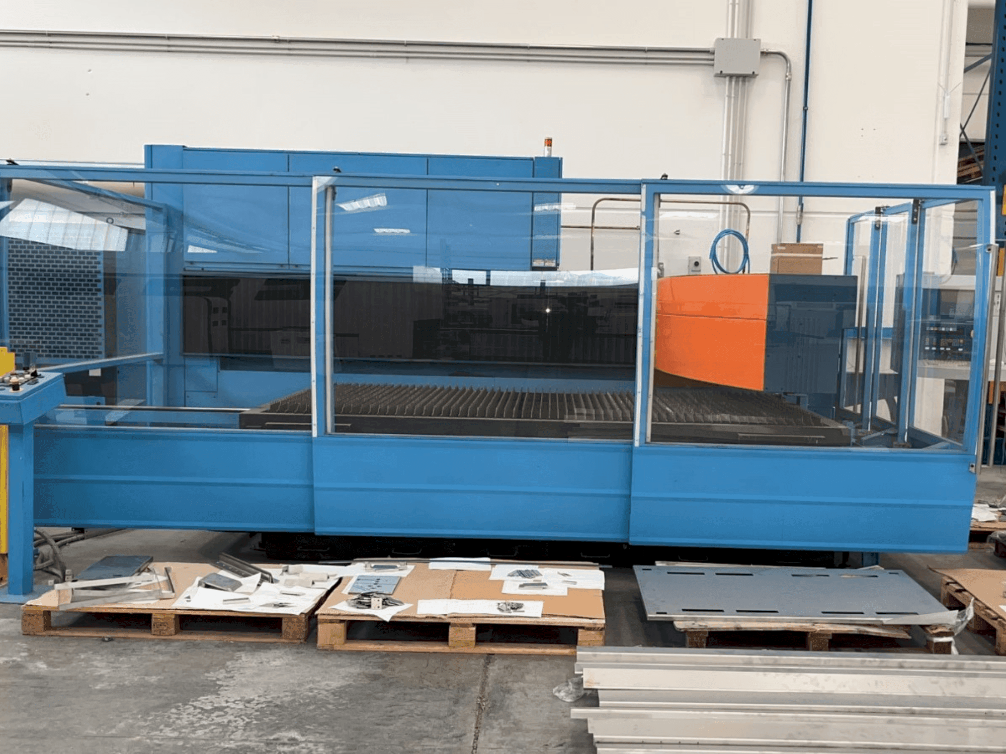 MACHINE_IMG_ALT_FRONT_VIEW